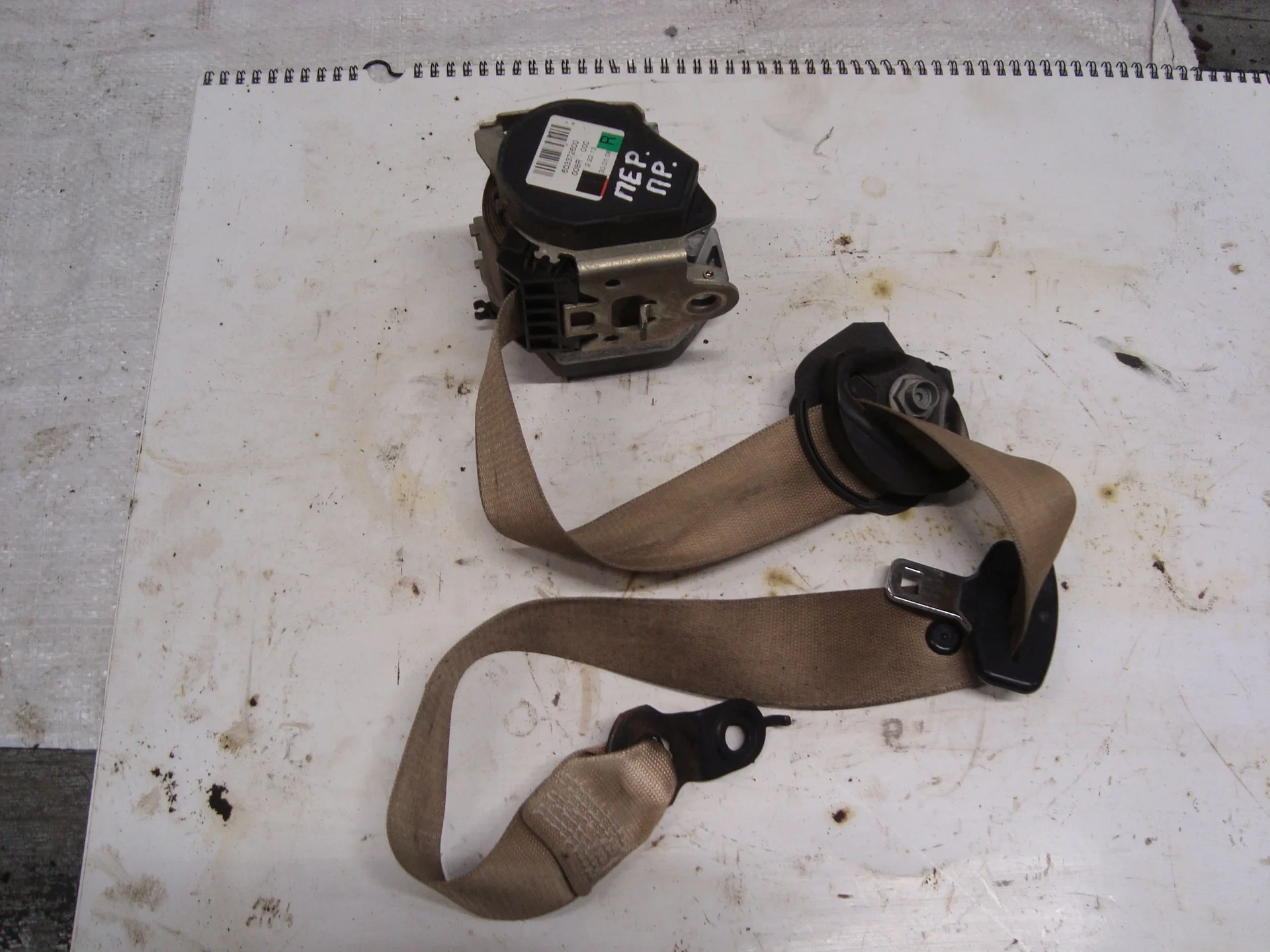 Ремень безопасности передний правый Mercedes-Benz W251 272 A2518601085 - миниатюра 2