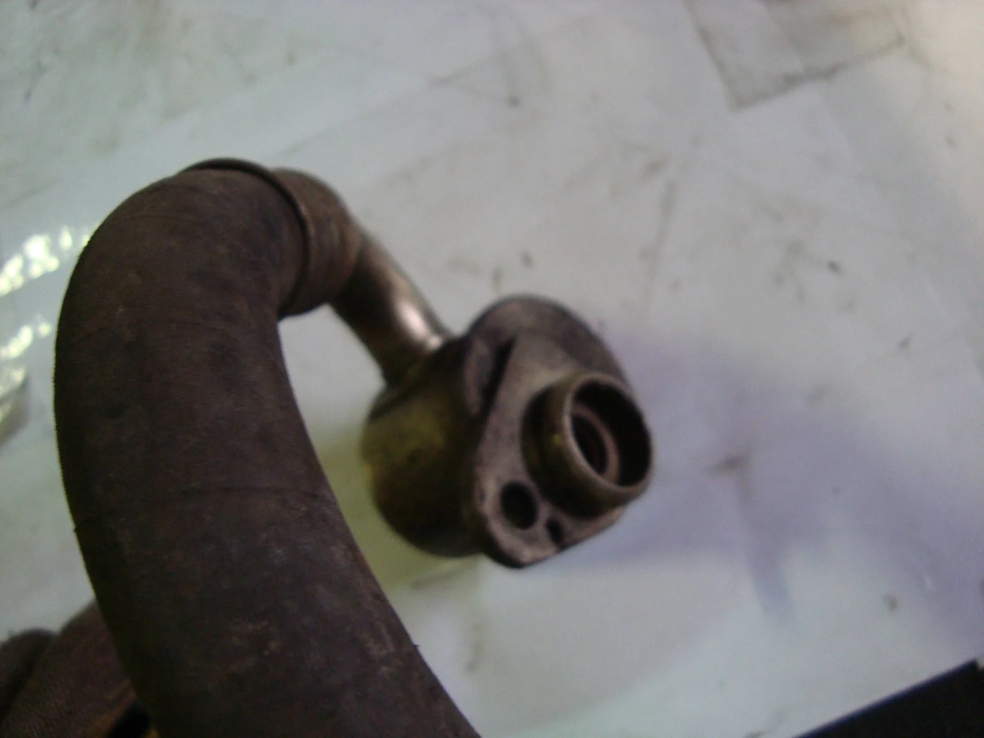 Трубка кондиционера Mercedes-Benz W210 111 A2108303015 - миниатюра 6