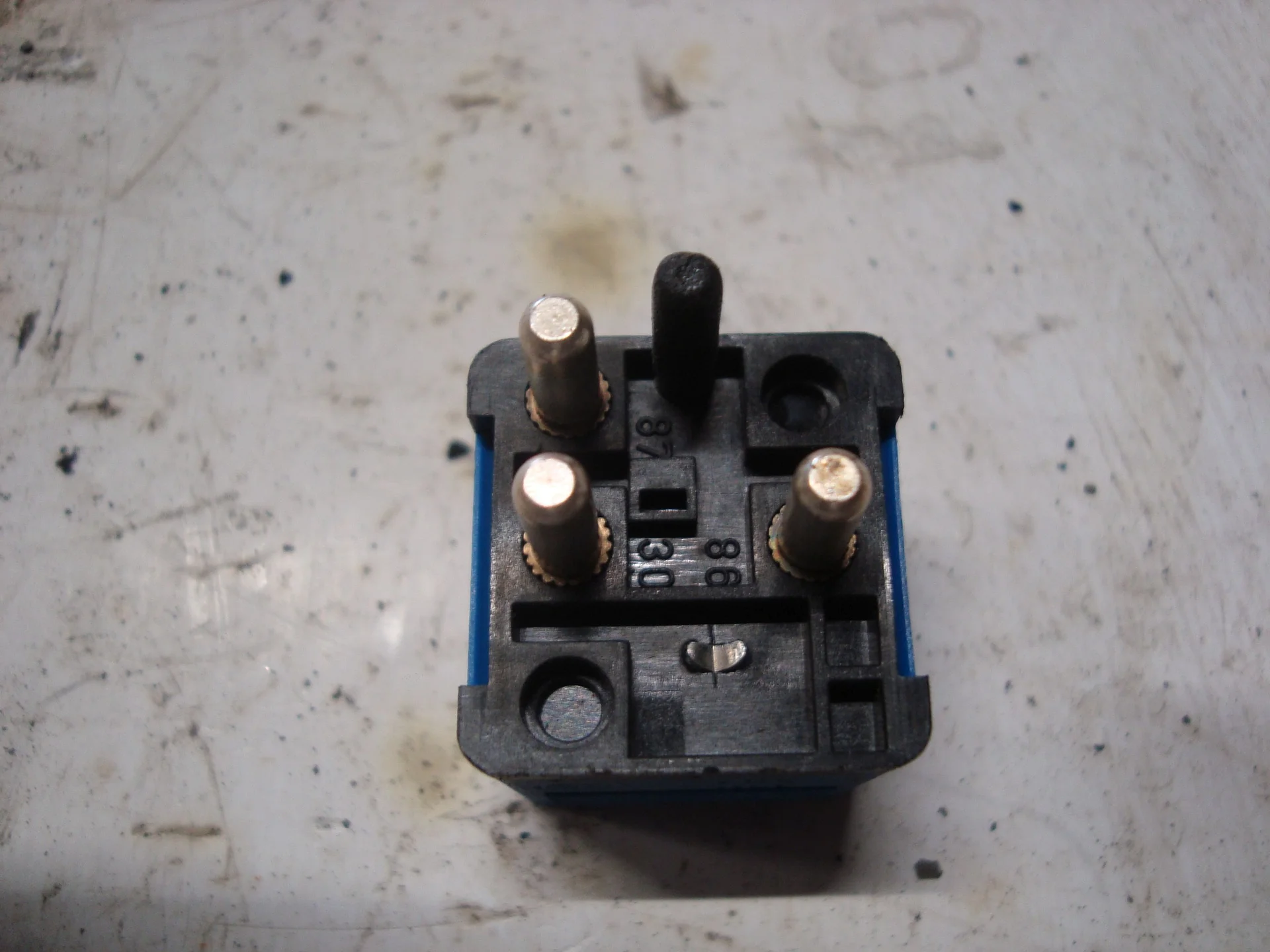 Реле Mercedes-Benz W140  A0015429919 - миниатюра 4
