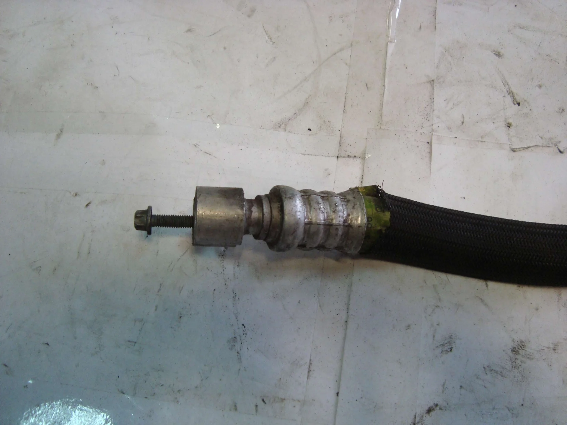 Трубка кондиционера Mercedes-Benz W220 628 A6282300556 - миниатюра 3