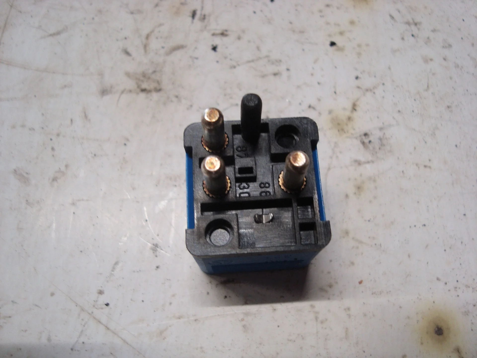 Реле Mercedes-Benz W140 A0015429919 - миниатюра 4