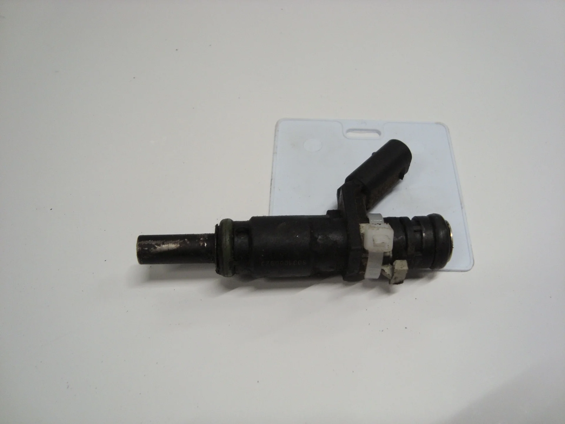 Топливная форсунка Mercedes-Benz W251 272 A2720780249 - изображение 1