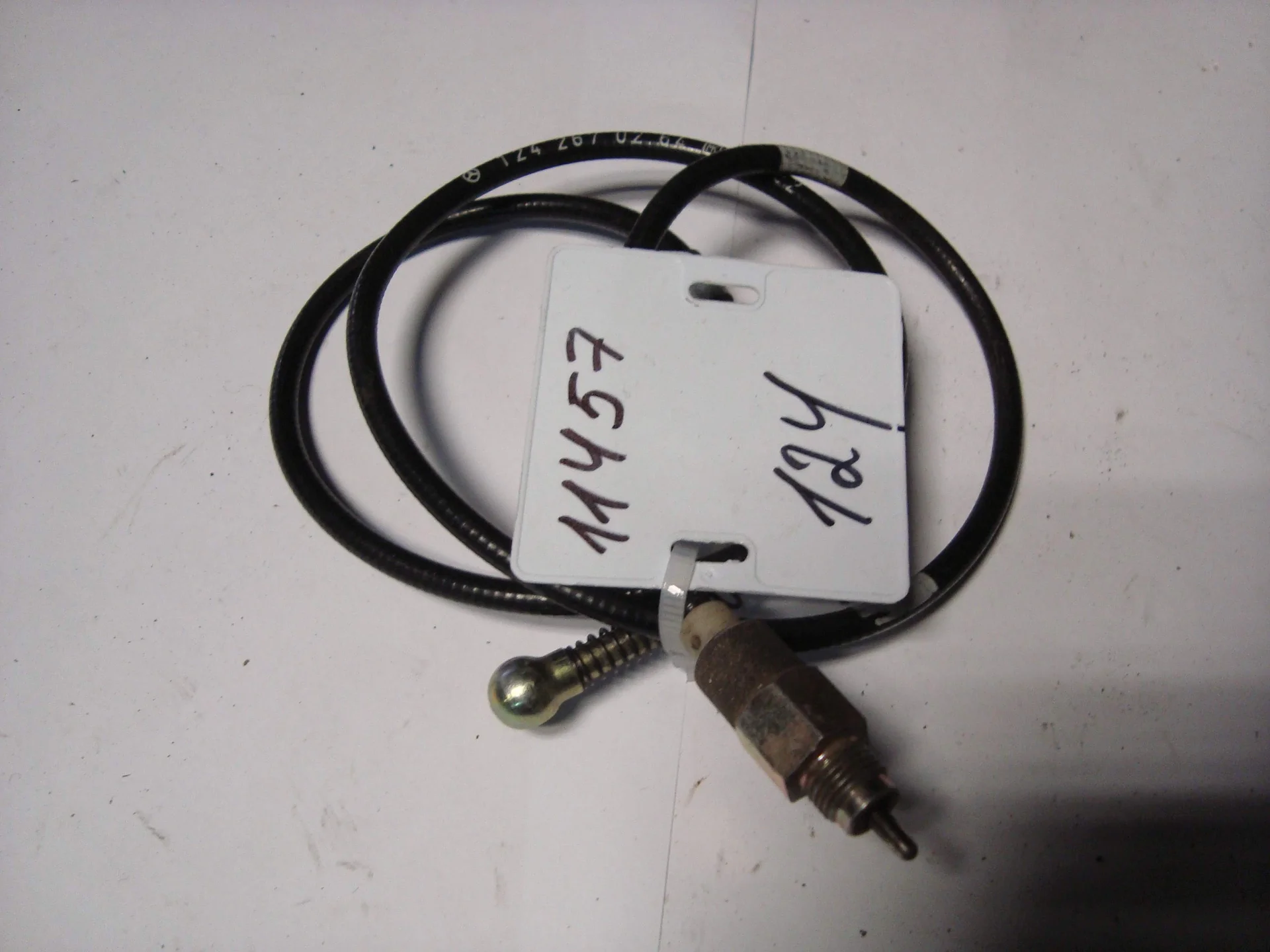 Трос блокировки АКПП Mercedes-Benz W124 A1242670264 - изображение 1