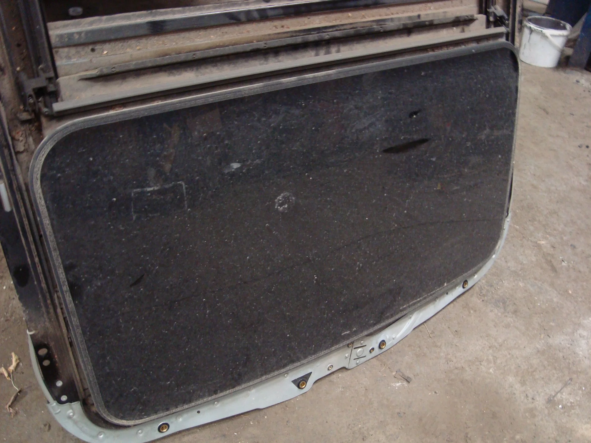 Люк Mercedes-Benz W251 272 A1647800829 - миниатюра 3