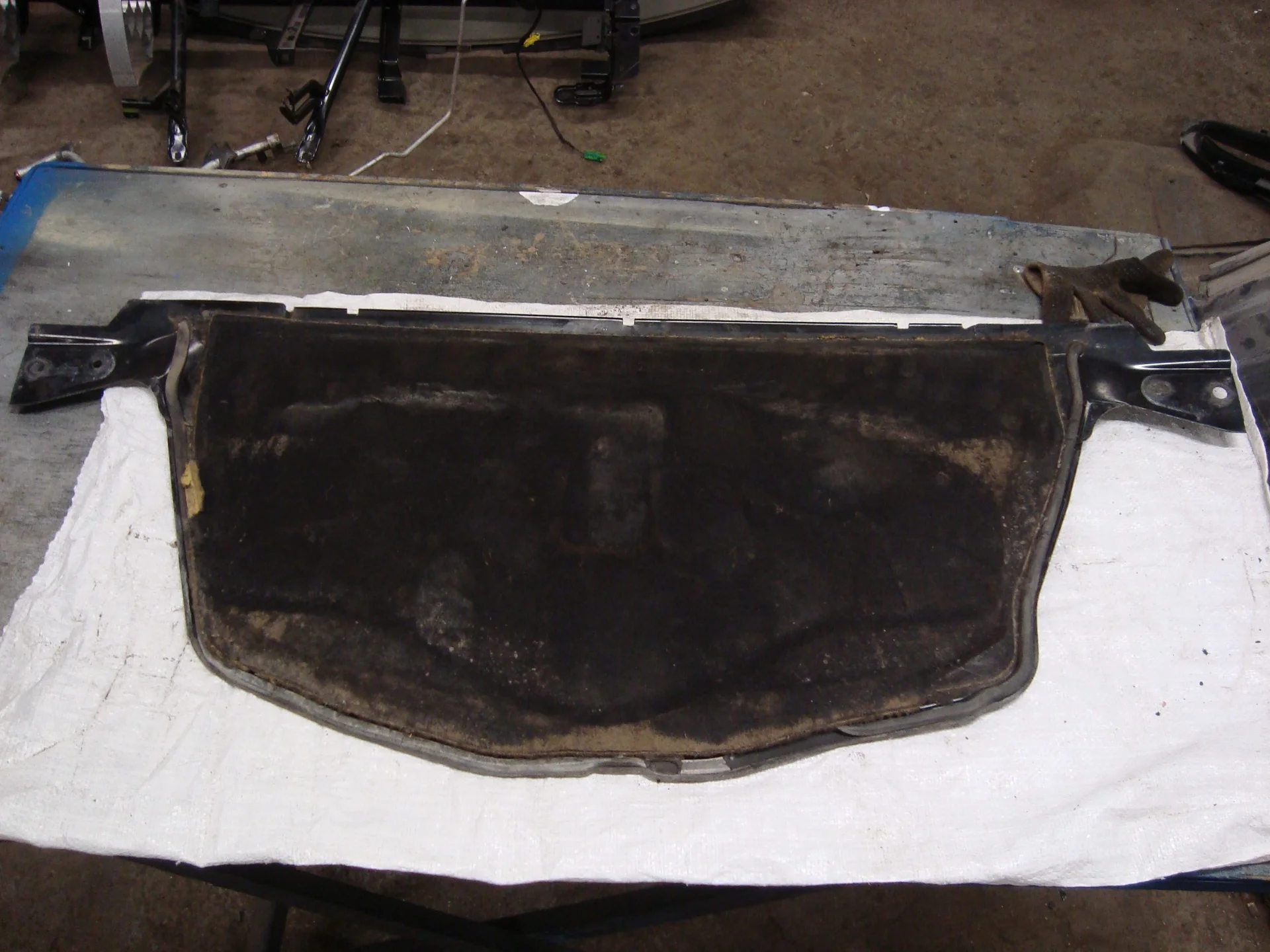 Перегородка моторного отсека Mercedes-Benz W251 272 A2516201478 - миниатюра 2