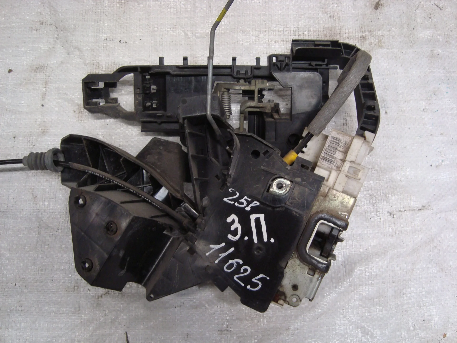 Замок двери задней правой Mercedes-Benz W251 272 A2517300635 - миниатюра 2