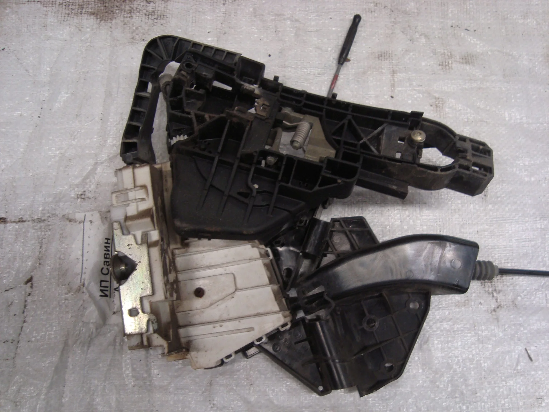 Замок двери задней правой Mercedes-Benz W251 272 A2517300635 - миниатюра 3