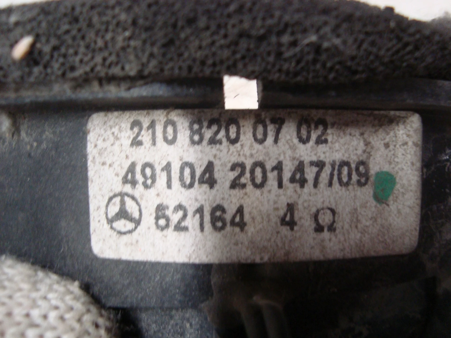Динамик задний левый Mercedes-Benz W210  A2108200702 - миниатюра 3