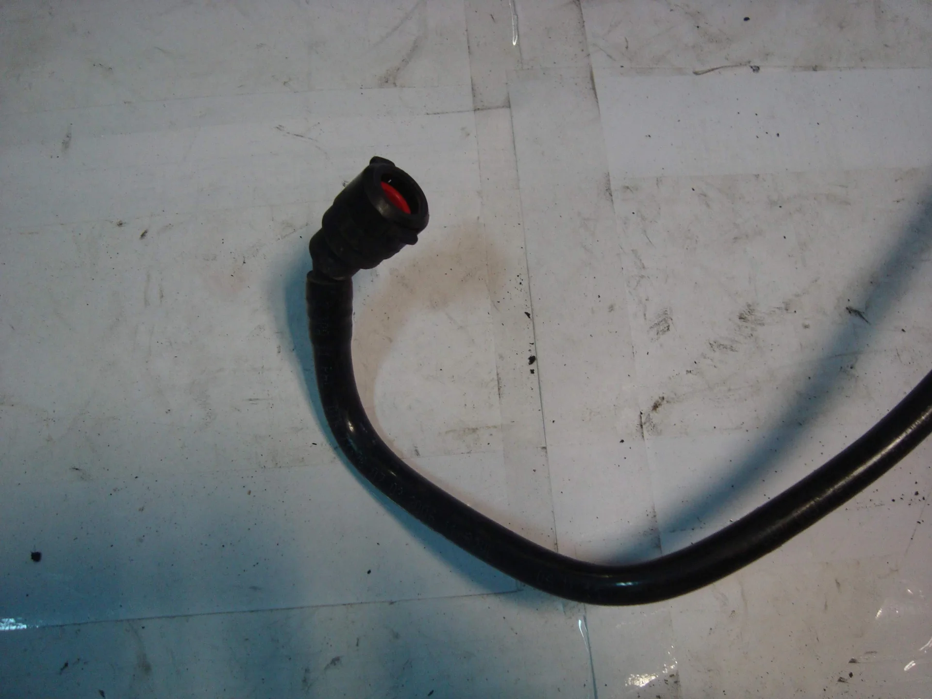 Трубка вакуумная Mercedes-Benz W221  A2214301429 - миниатюра 2