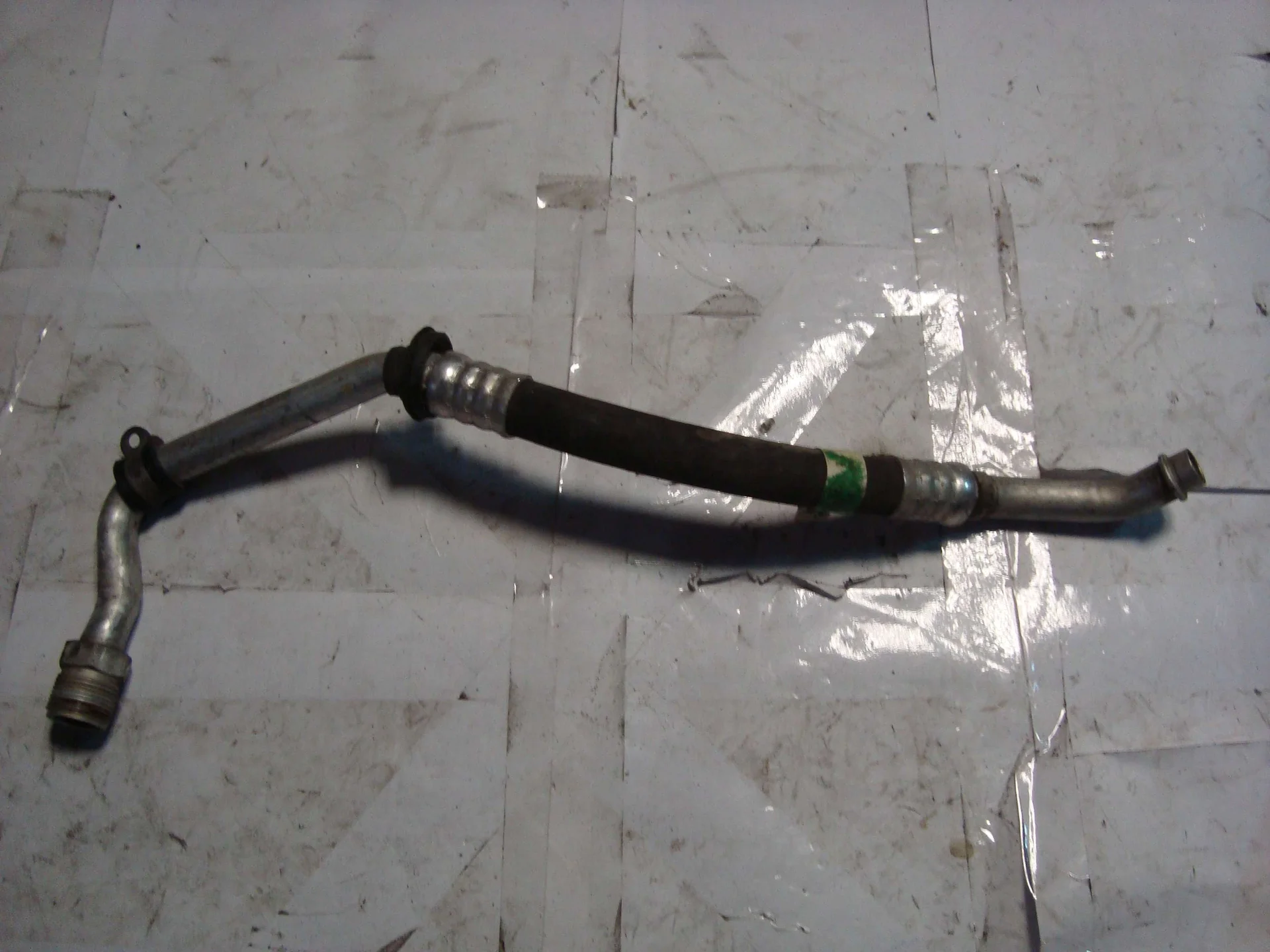 Трубка кондиционера Mercedes-Benz W202 111 A2028302215 - изображение 1