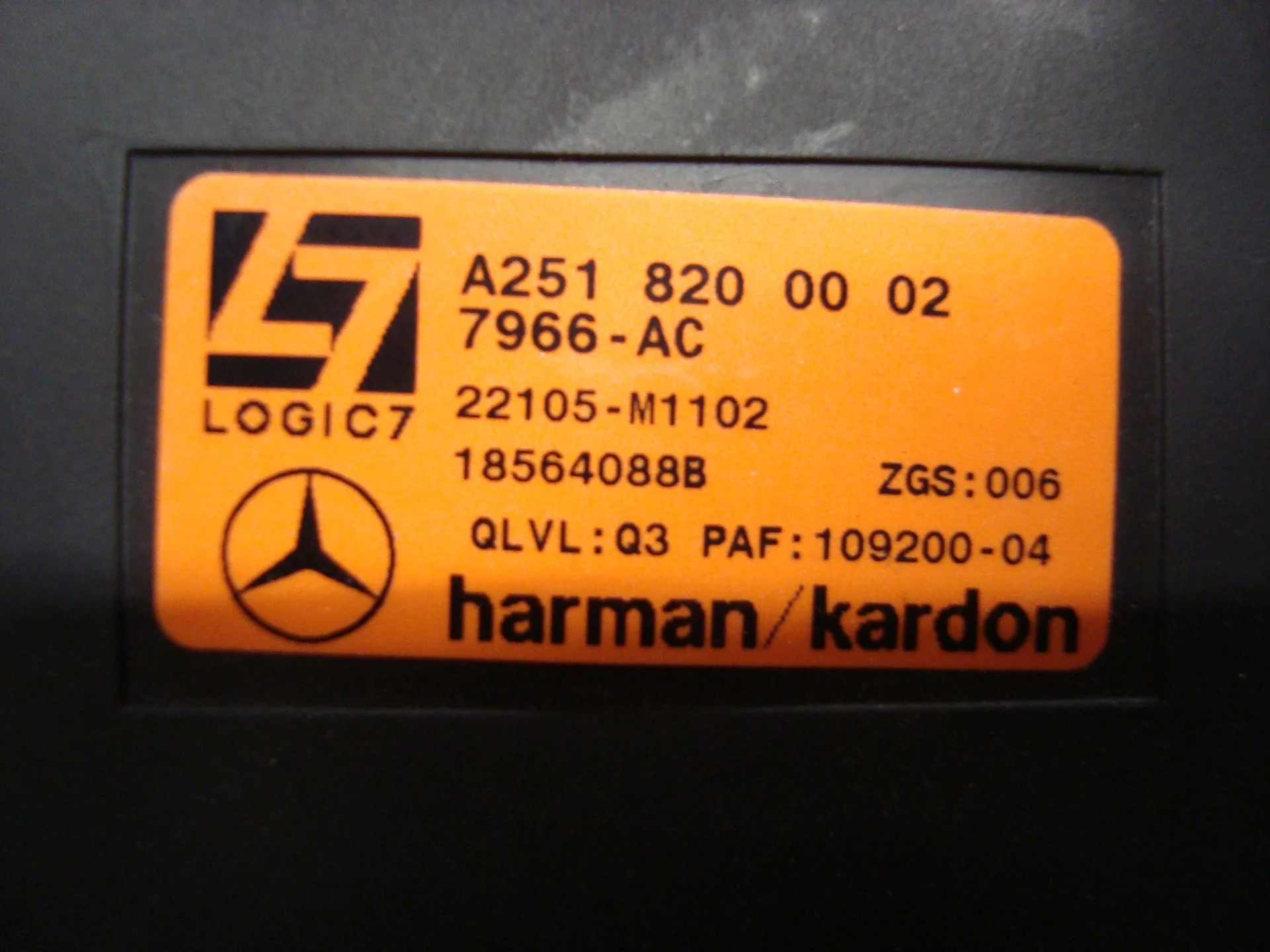 Сабвуфер Mercedes-Benz W251 272 A2518200002 - миниатюра 3