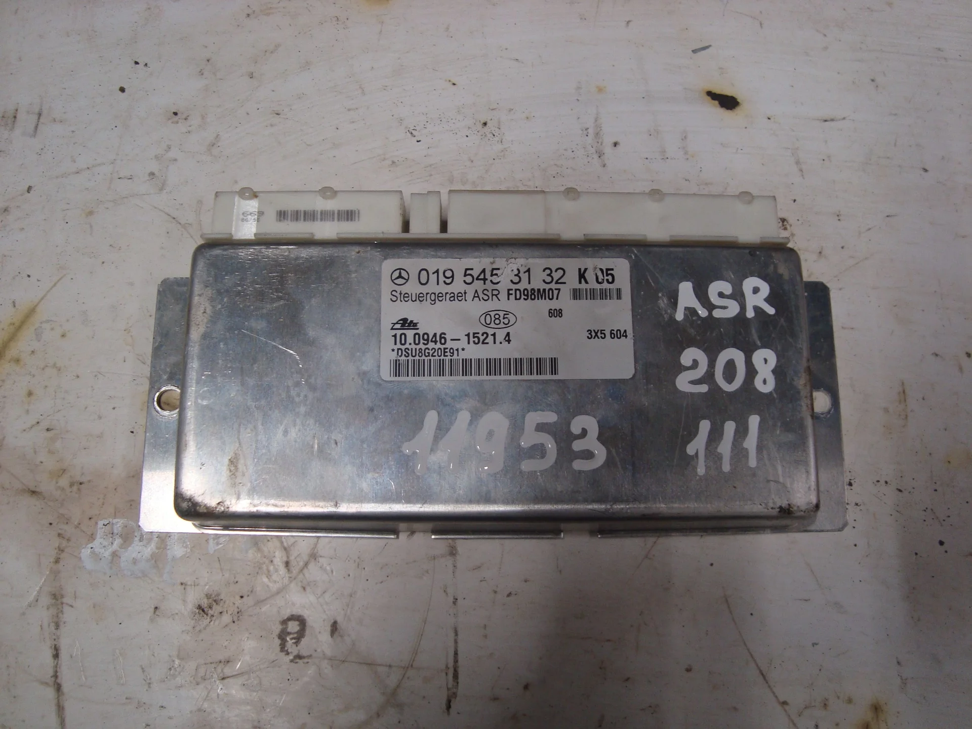 Блок управления ASR Mercedes-Benz C208 111 А0195453132 - изображение 1