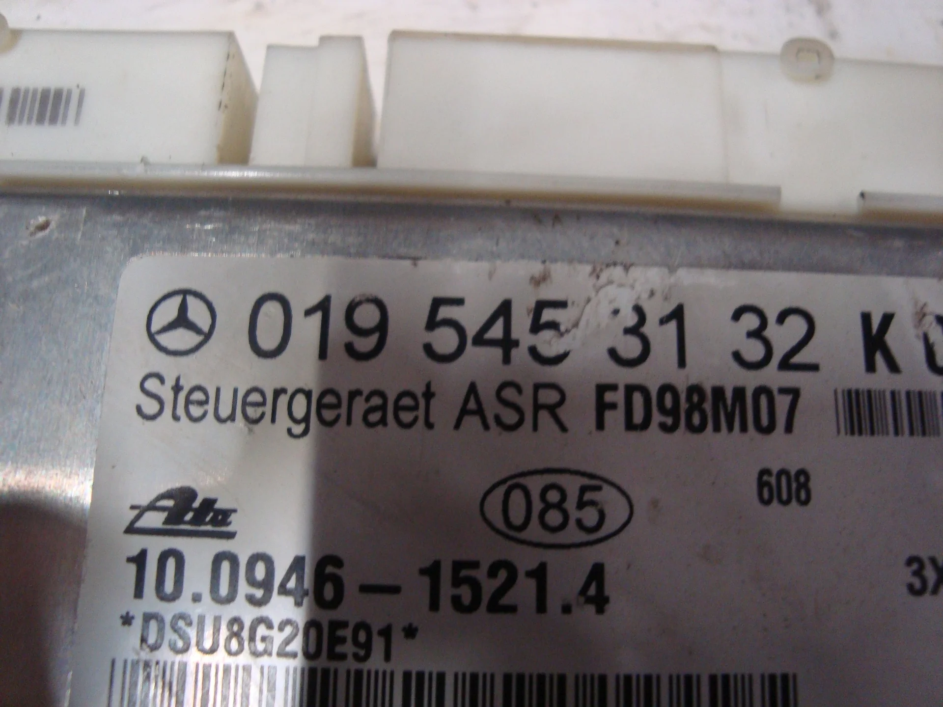 Блок управления ASR Mercedes-Benz C208 111 А0195453132 - миниатюра 2