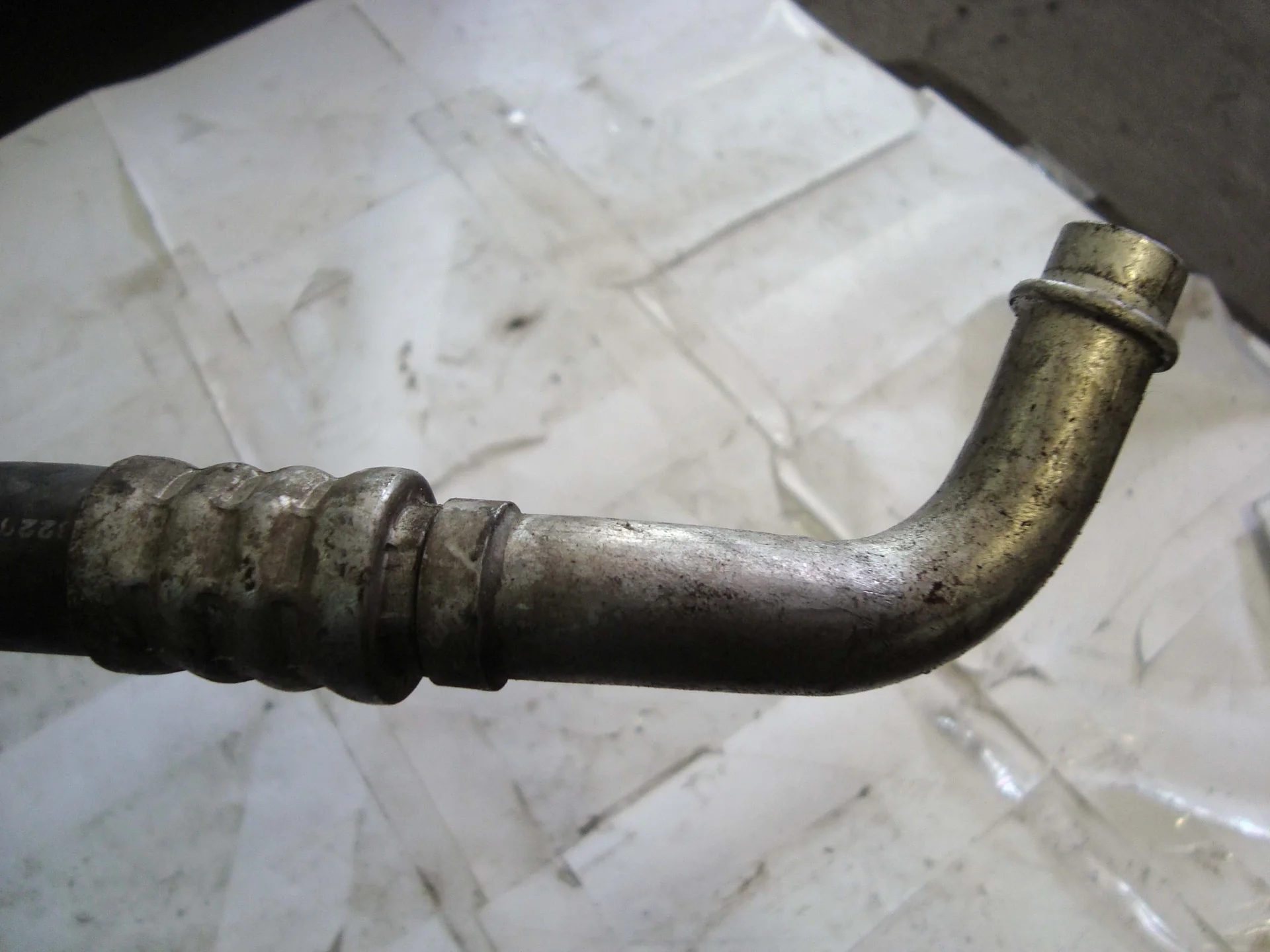 Трубка кондиционера Mercedes-Benz W210  A2108304415 - миниатюра 3