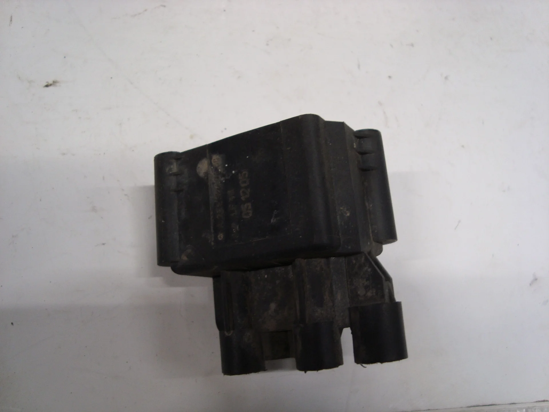 Блок клапанов пневмоподвески Mercedes-Benz W251 272 A2513200158 - миниатюра 3