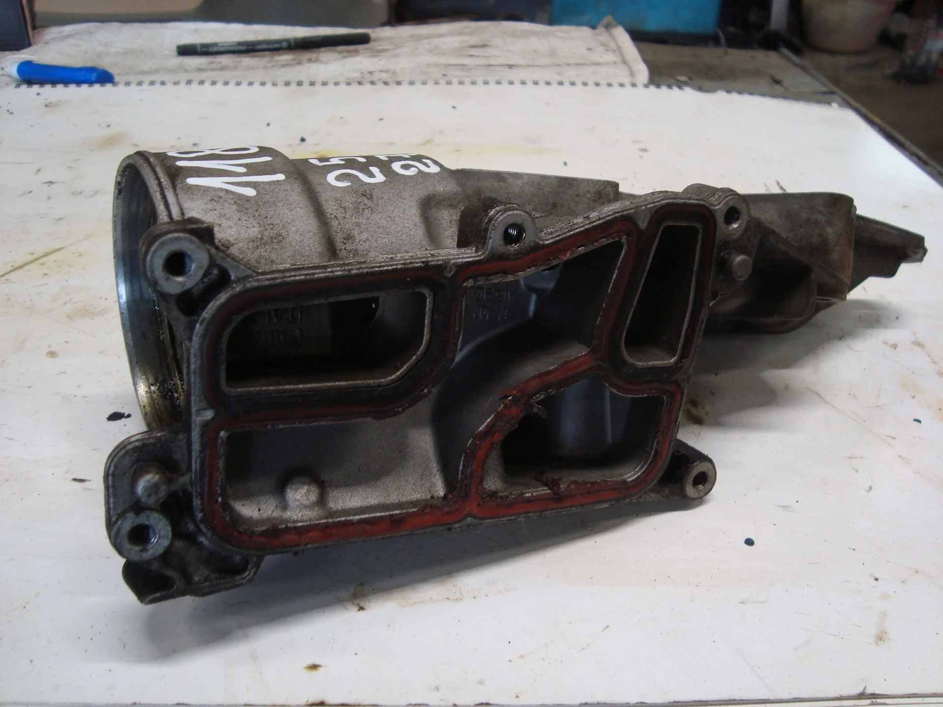 Корпус масляного фильтра Mercedes-Benz W251 272 A2721800410 - миниатюра 4