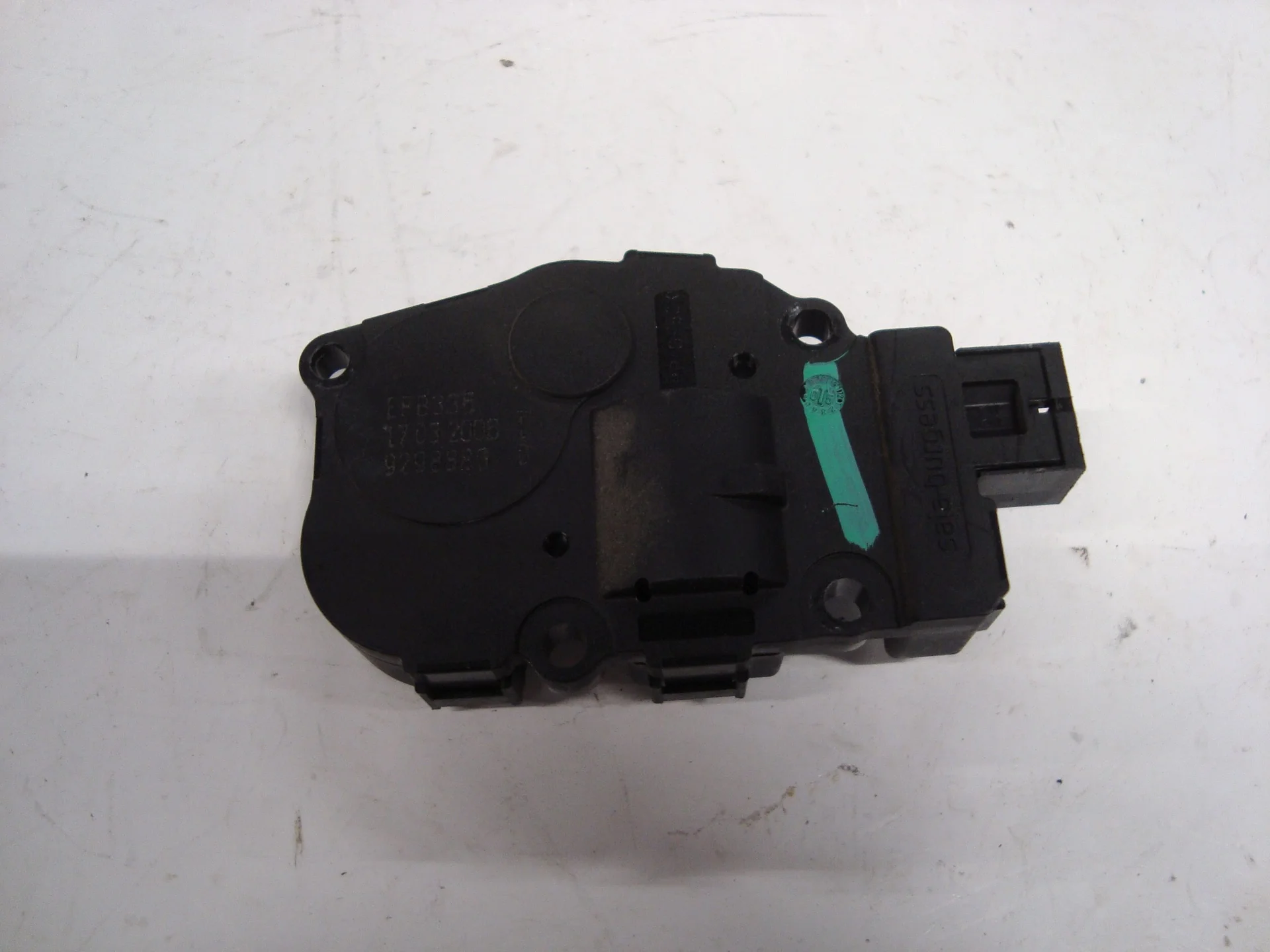 Моторчик заслонки печки Mercedes-Benz W251 272 A1669060008 - миниатюра 2