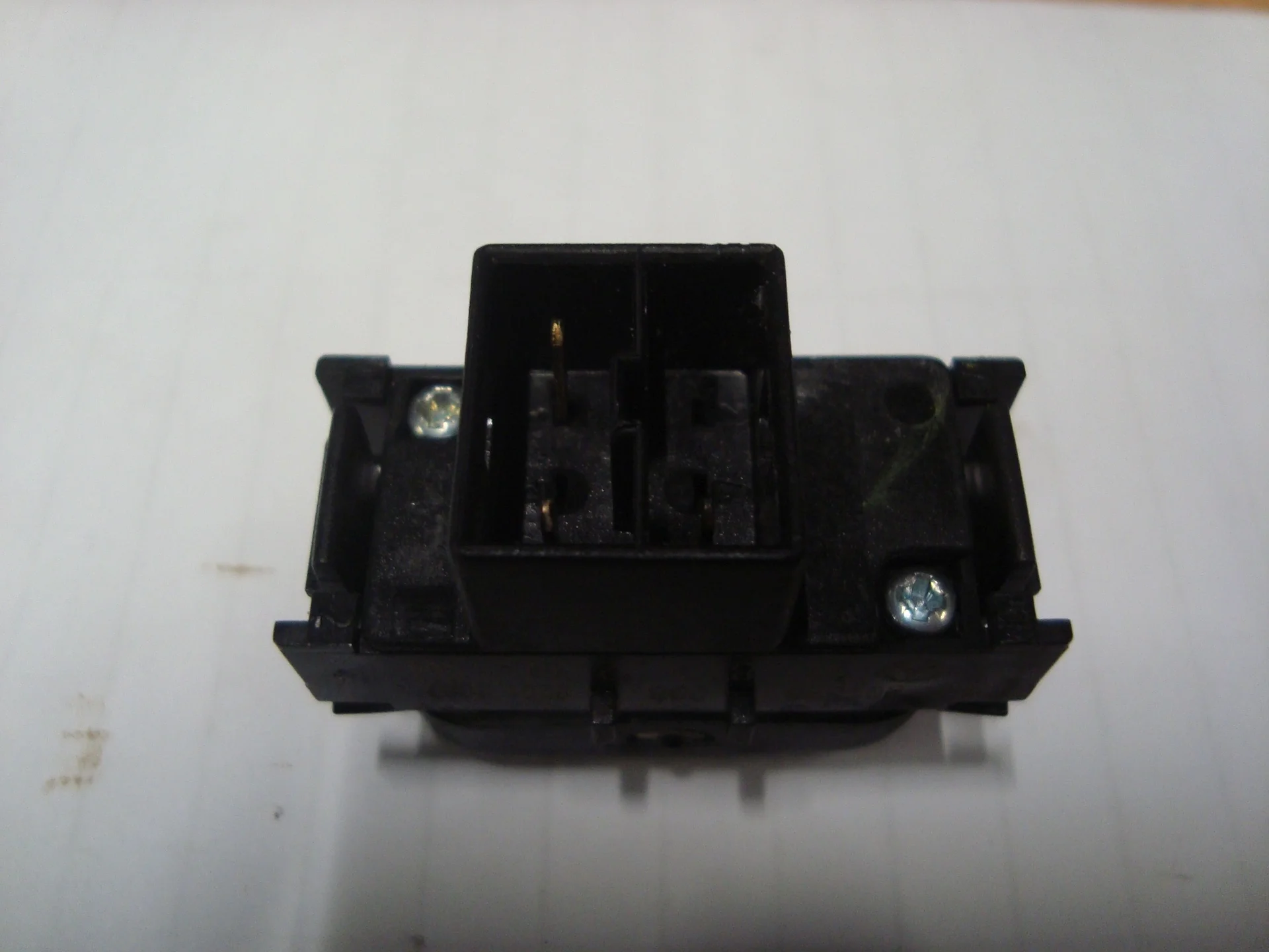 Кнопка фароочистителя Mercedes-Benz C208 111 A2088202210 - миниатюра 3