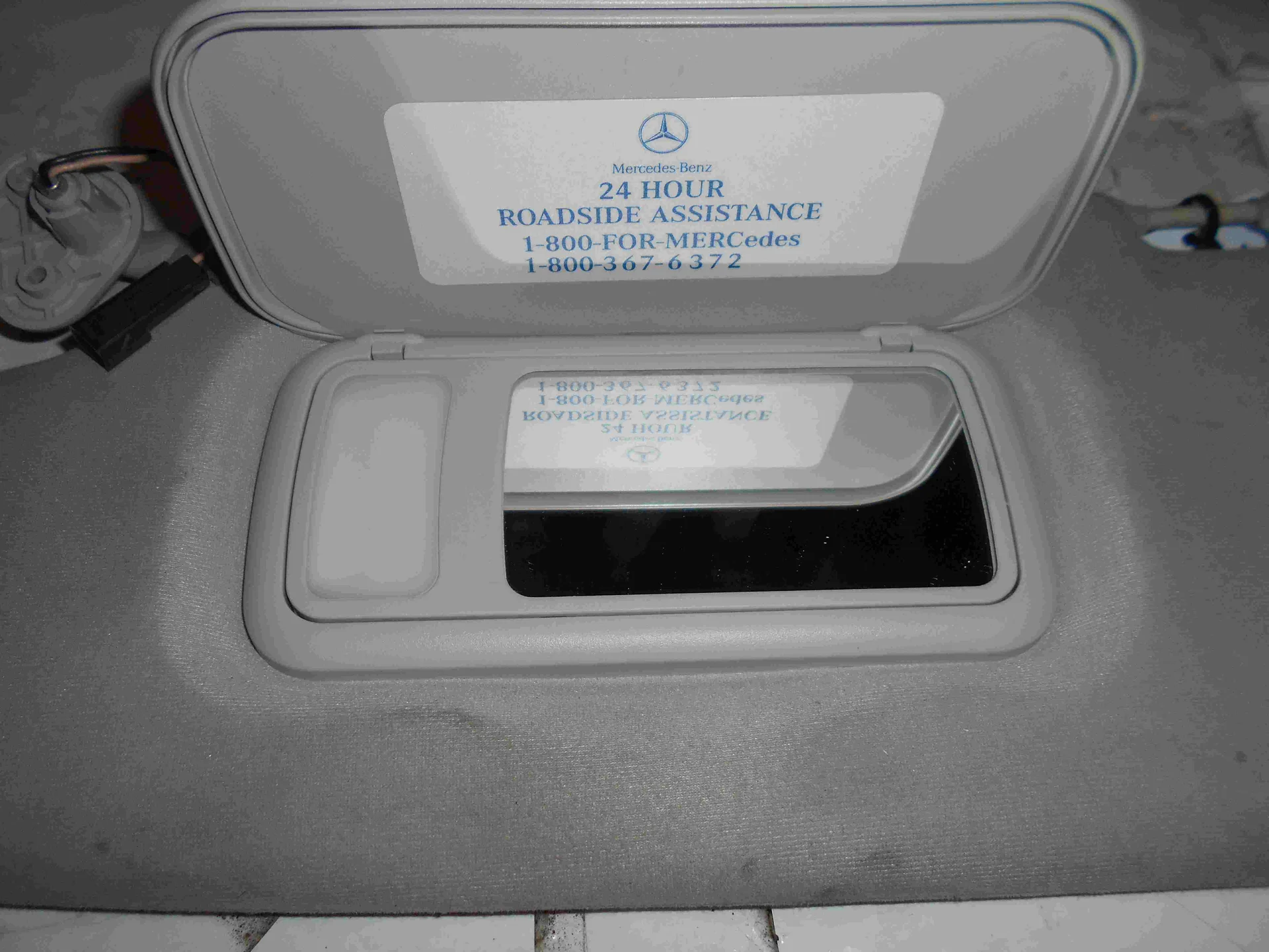 Козырек левый Mercedes-Benz W163 - миниатюра 2