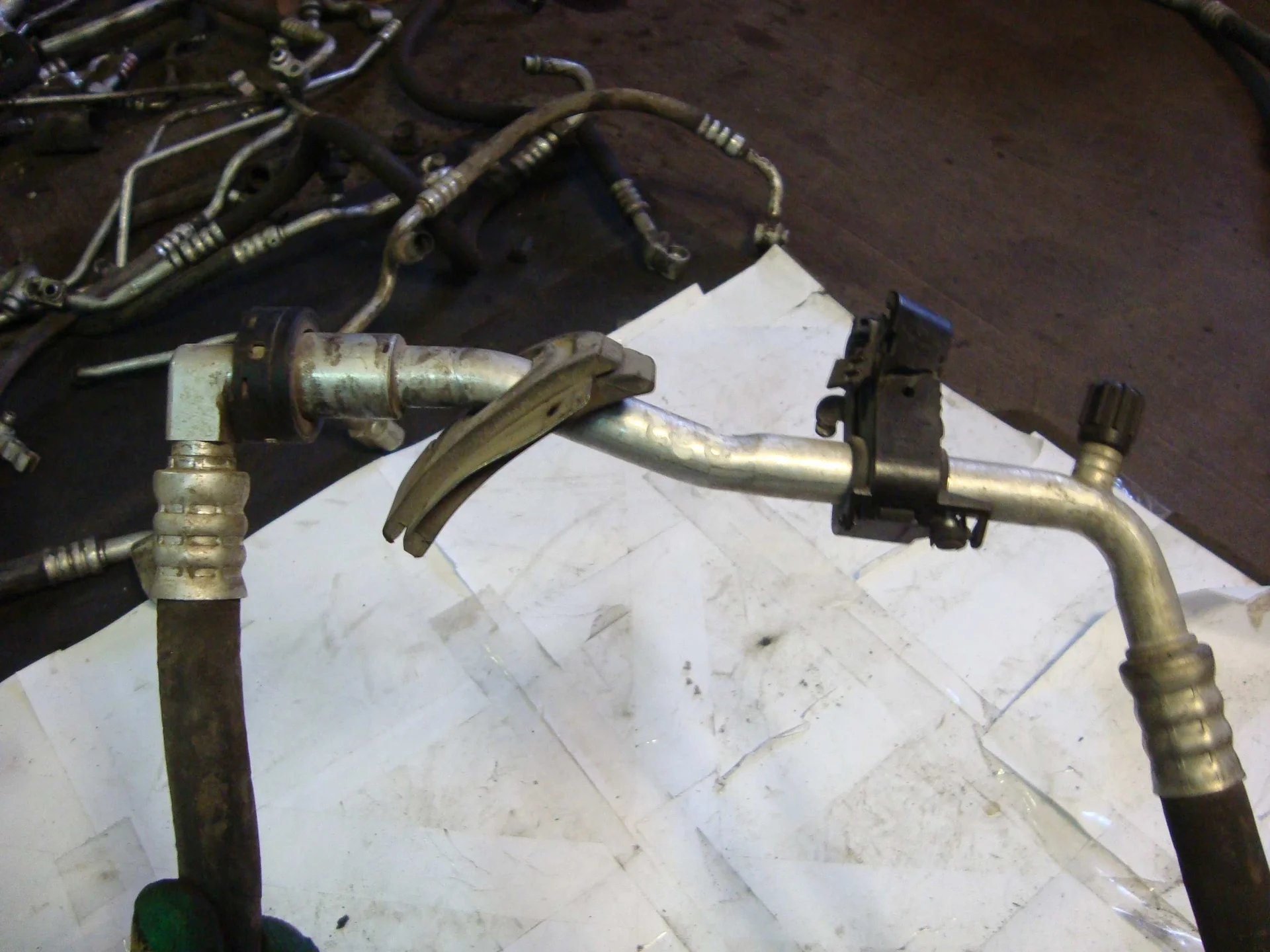 Трубка кондиционера Mercedes-Benz W211 272 A2118304515 - миниатюра 4