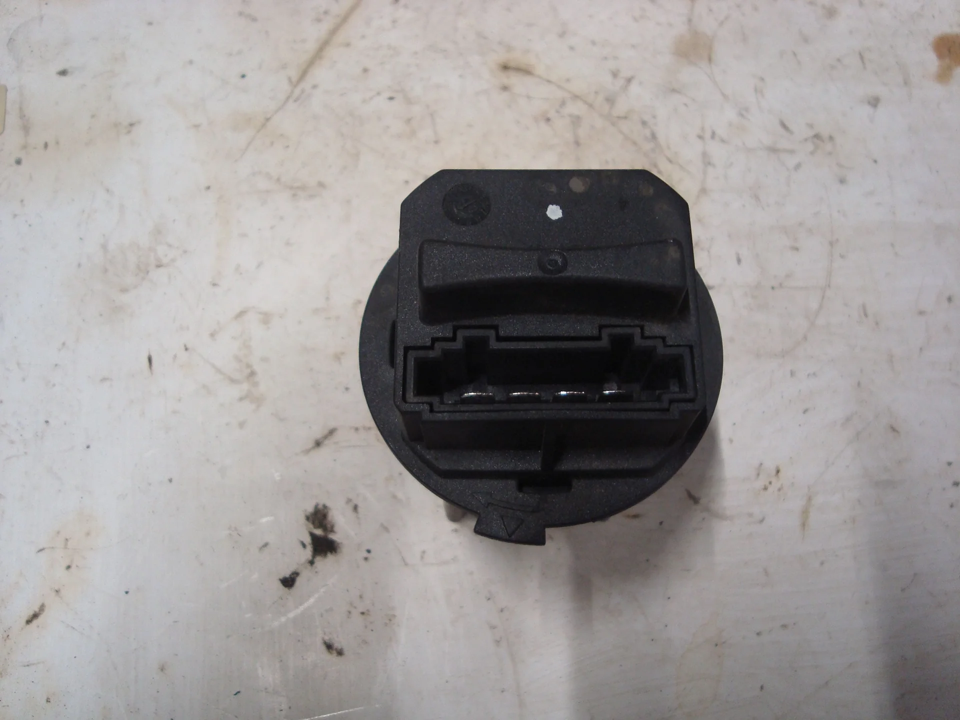 Резистор отопителя Mercedes-Benz W204 271 A2048707710 - миниатюра 2