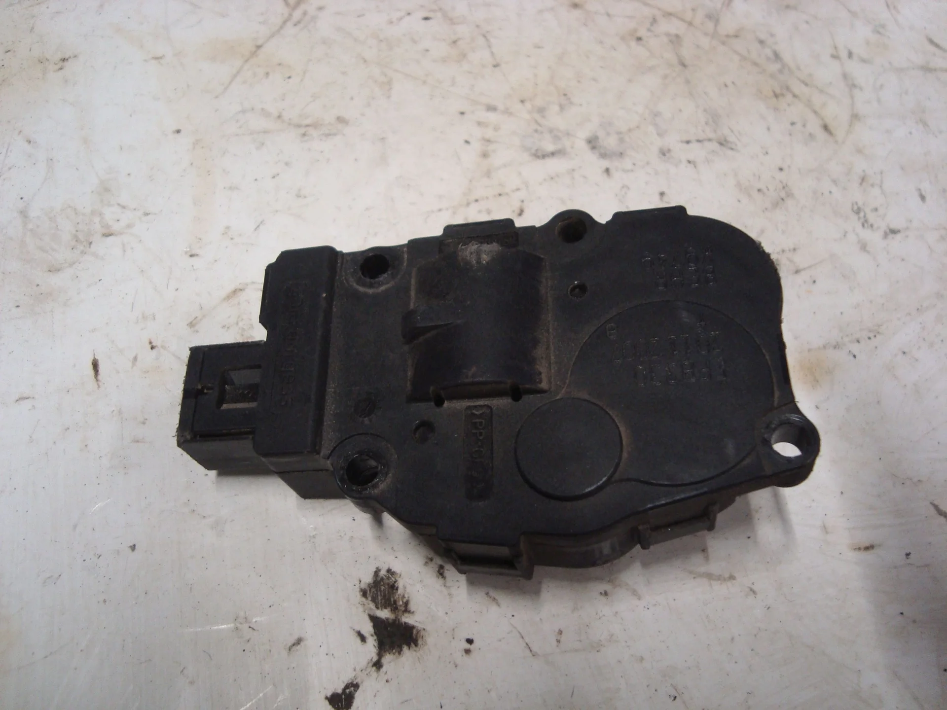 Моторчик заслонки печки Mercedes-Benz W204 271 A2219066900 - миниатюра 2