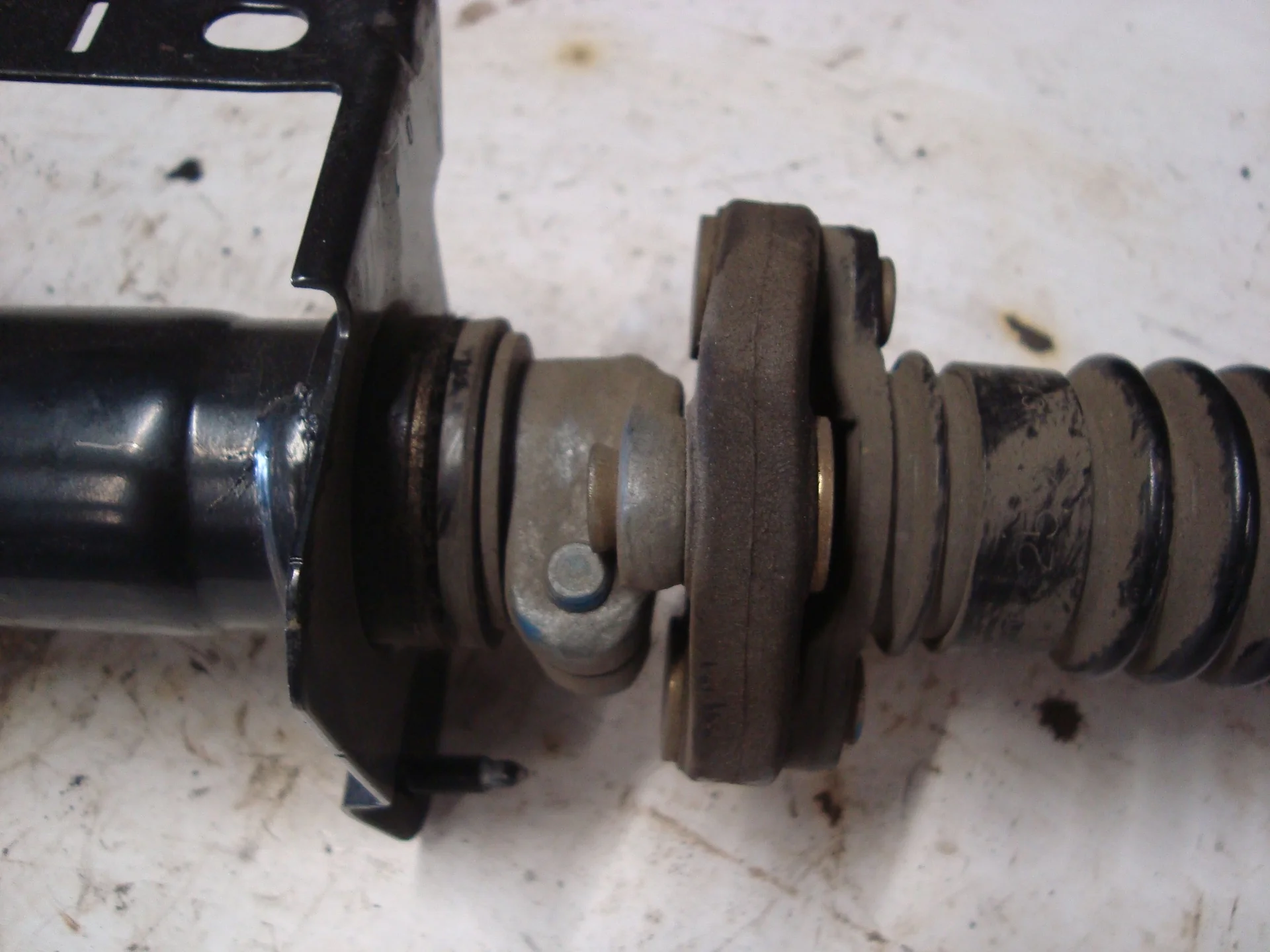 Колонка рулевая Mercedes-Benz C208 111 A2084600716 - миниатюра 4