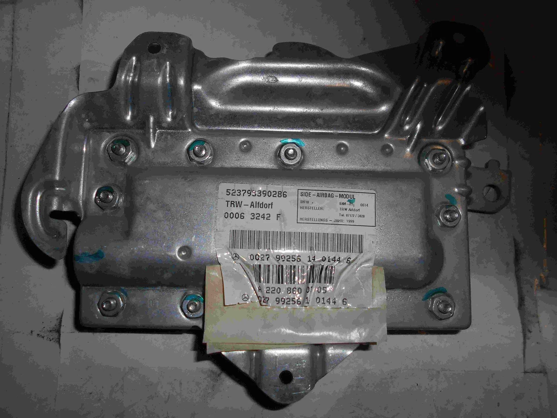 Подушка безопасности задней левой двери Mercedes-Benz W220 A2208600305 - миниатюра 2
