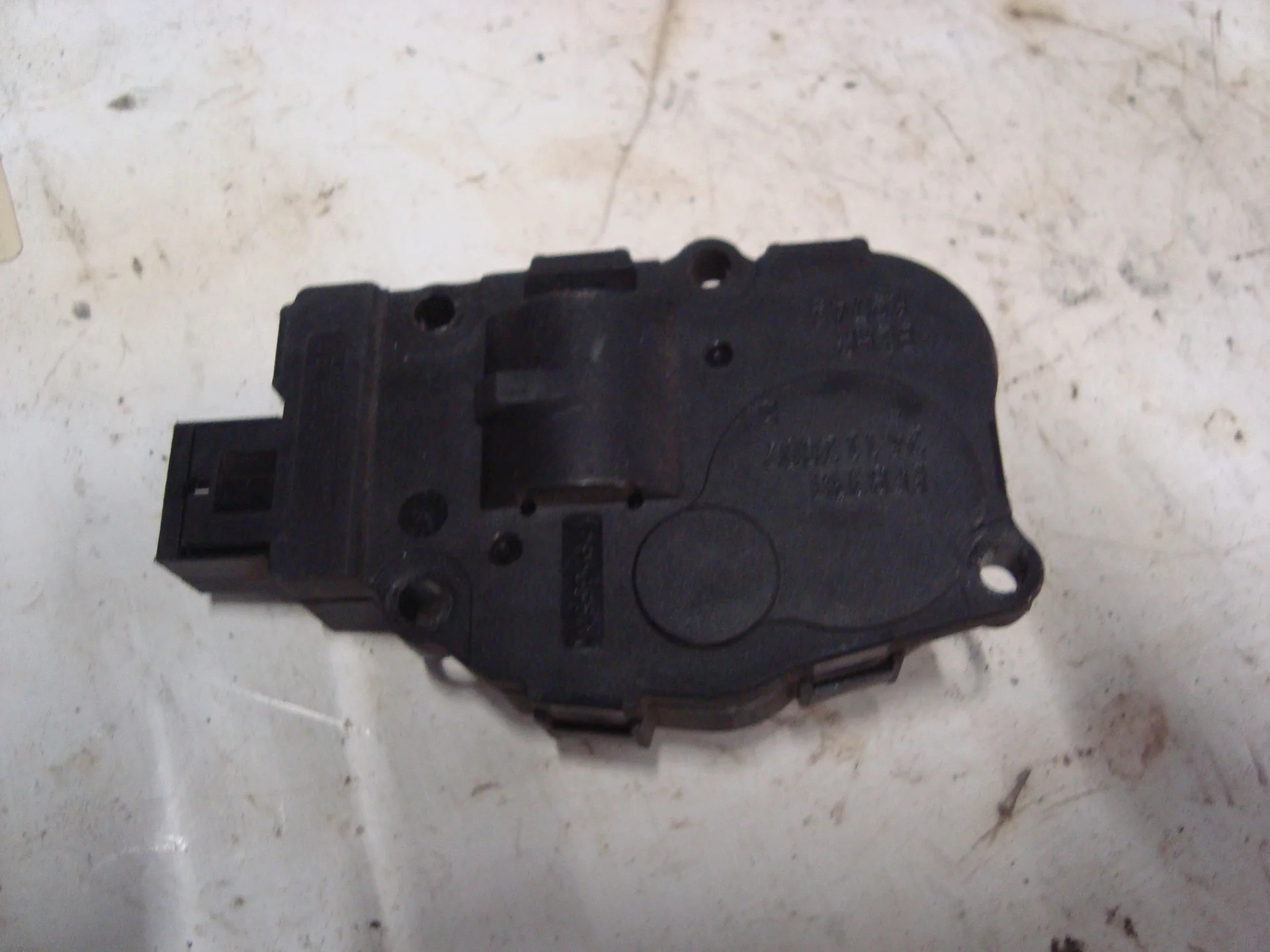 Моторчик заслонки печки Mercedes-Benz W204 271 A2219066900 - миниатюра 2