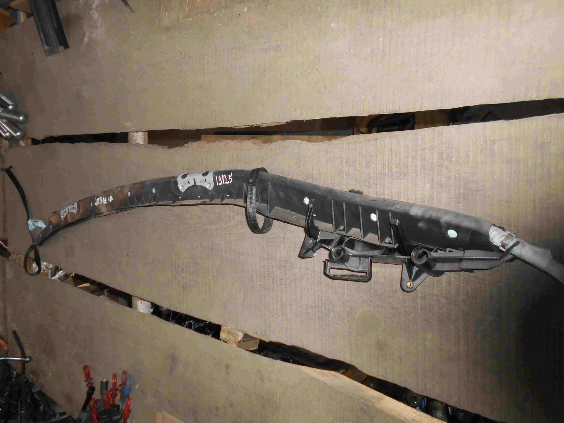 Шторка левая Mercedes-Benz W203 A2038600905 - миниатюра 2