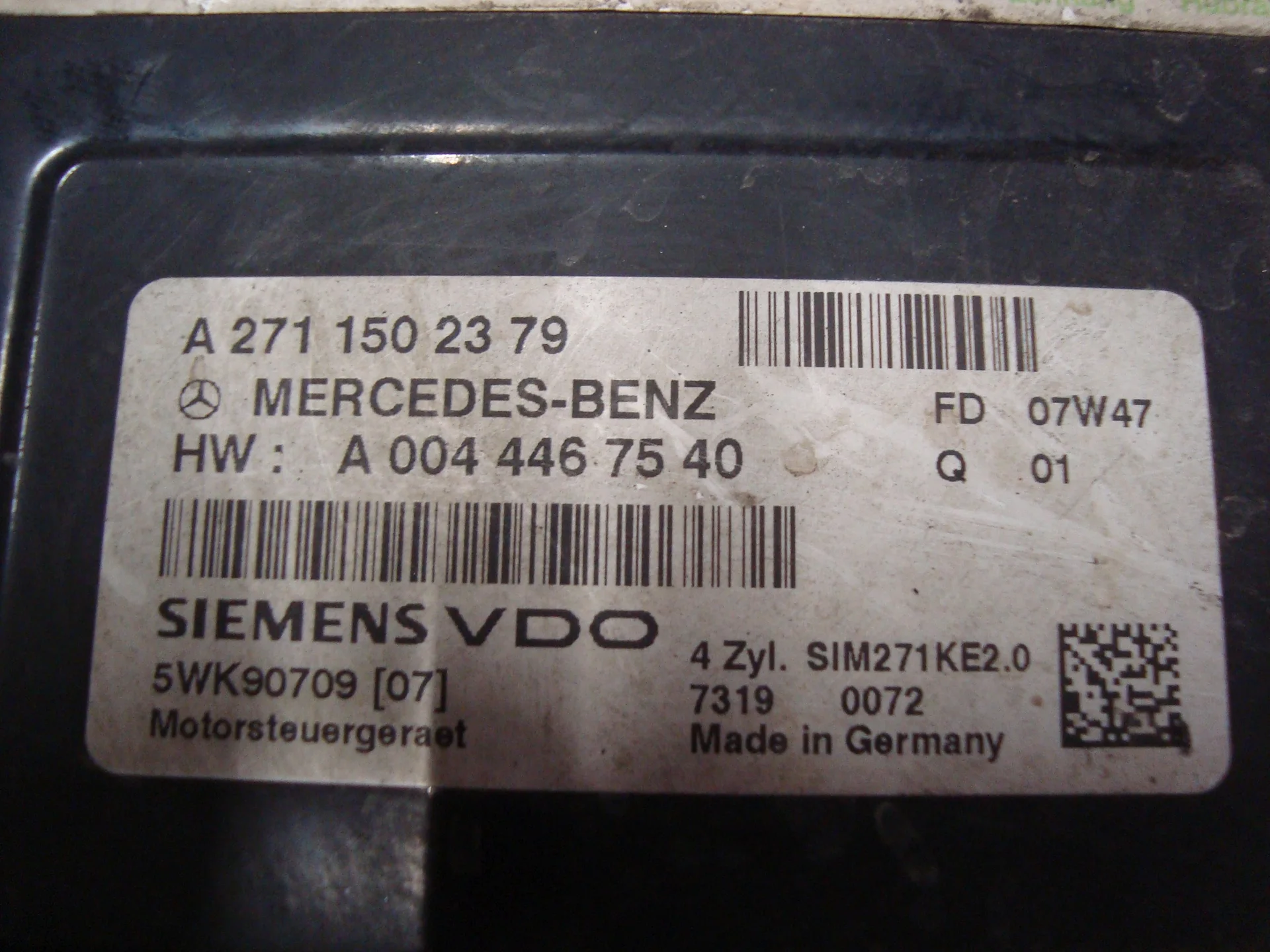 Блок управления двигателем Mercedes-Benz W204 271 A2719000100 - миниатюра 2