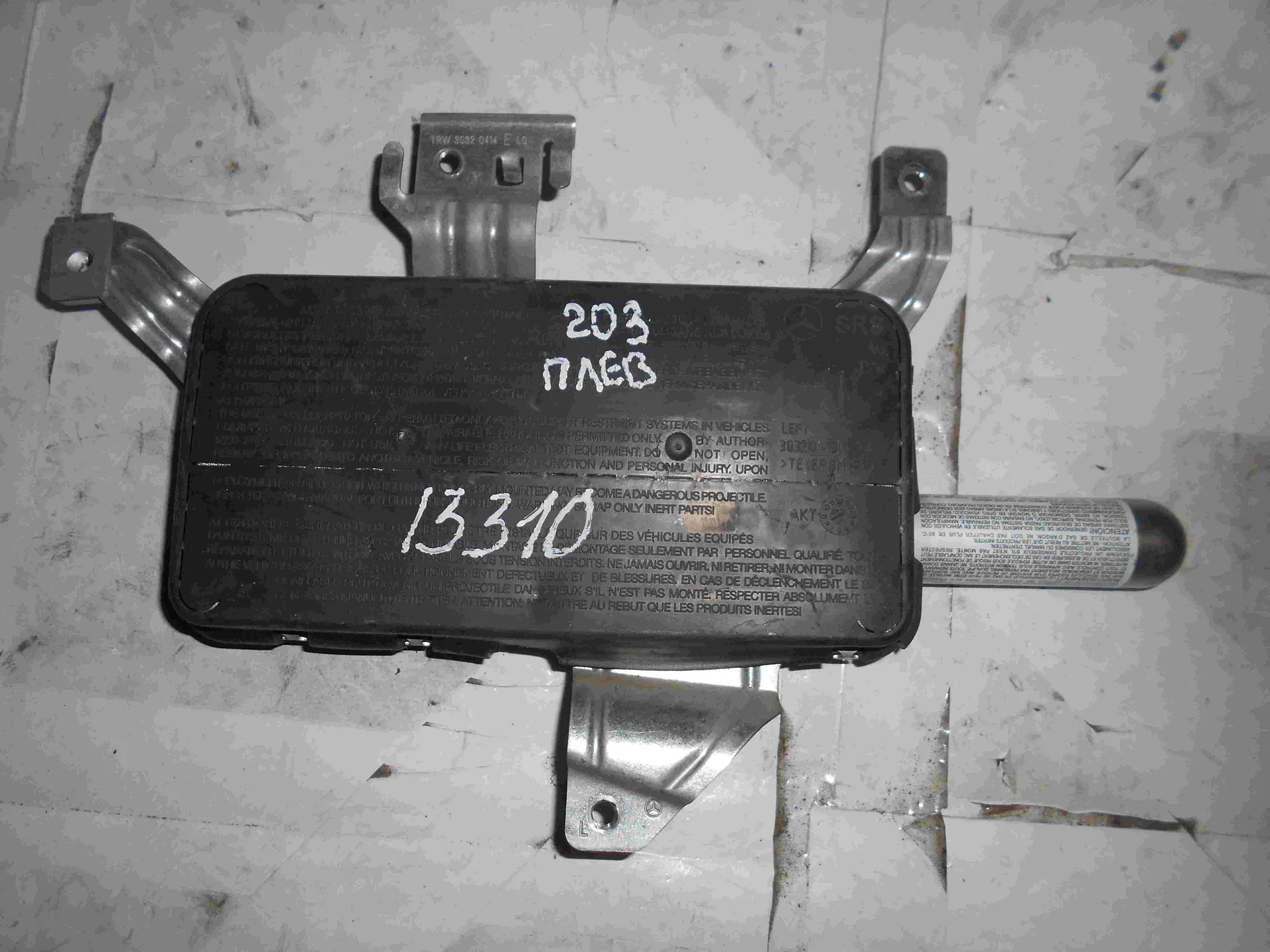Подушка безопасности передней левой двери Mercedes-Benz W203 A2038602505 - изображение 1