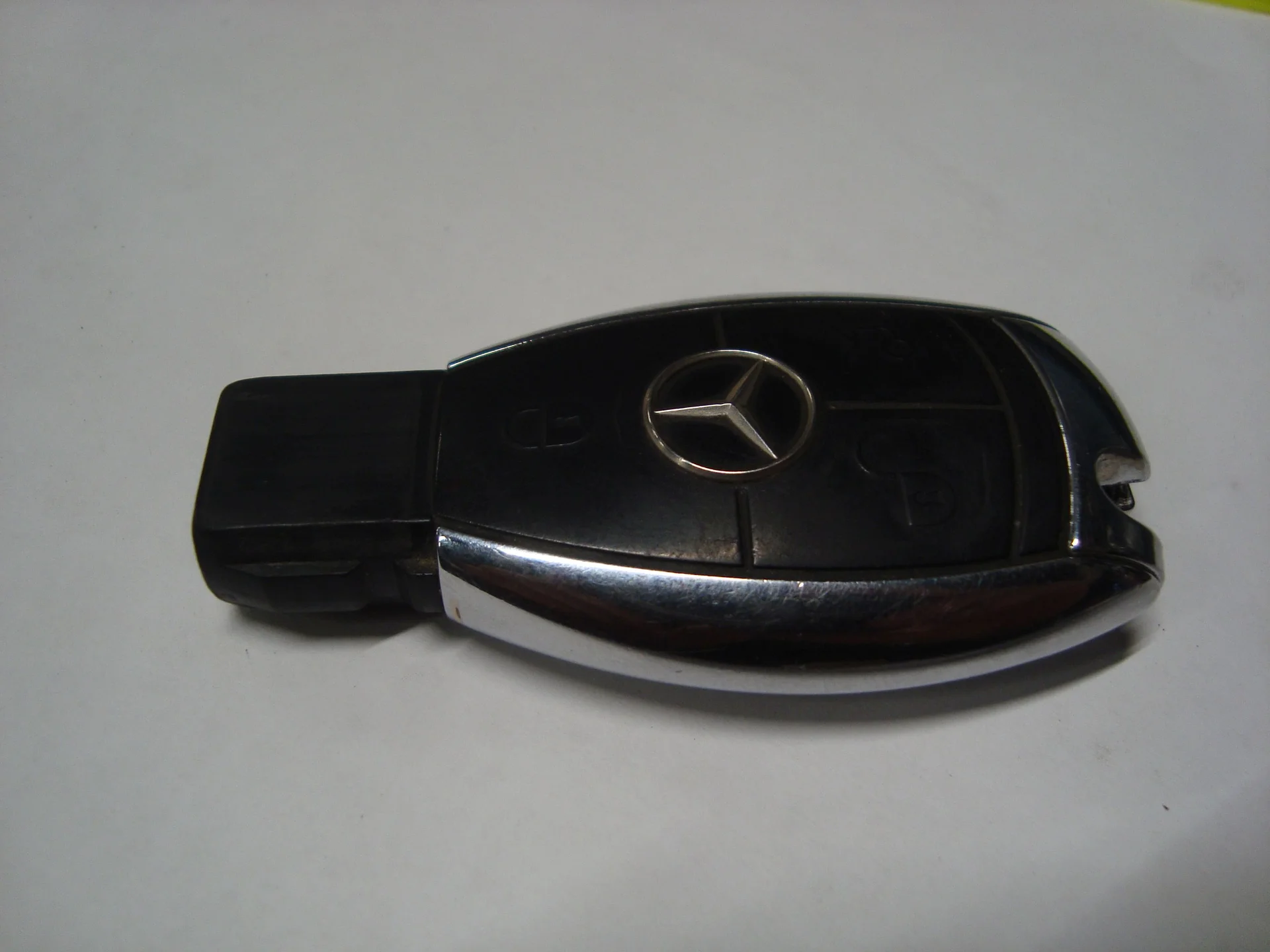 Ключ замка зажигания Mercedes-Benz W204 271 A2049050804 - изображение 1