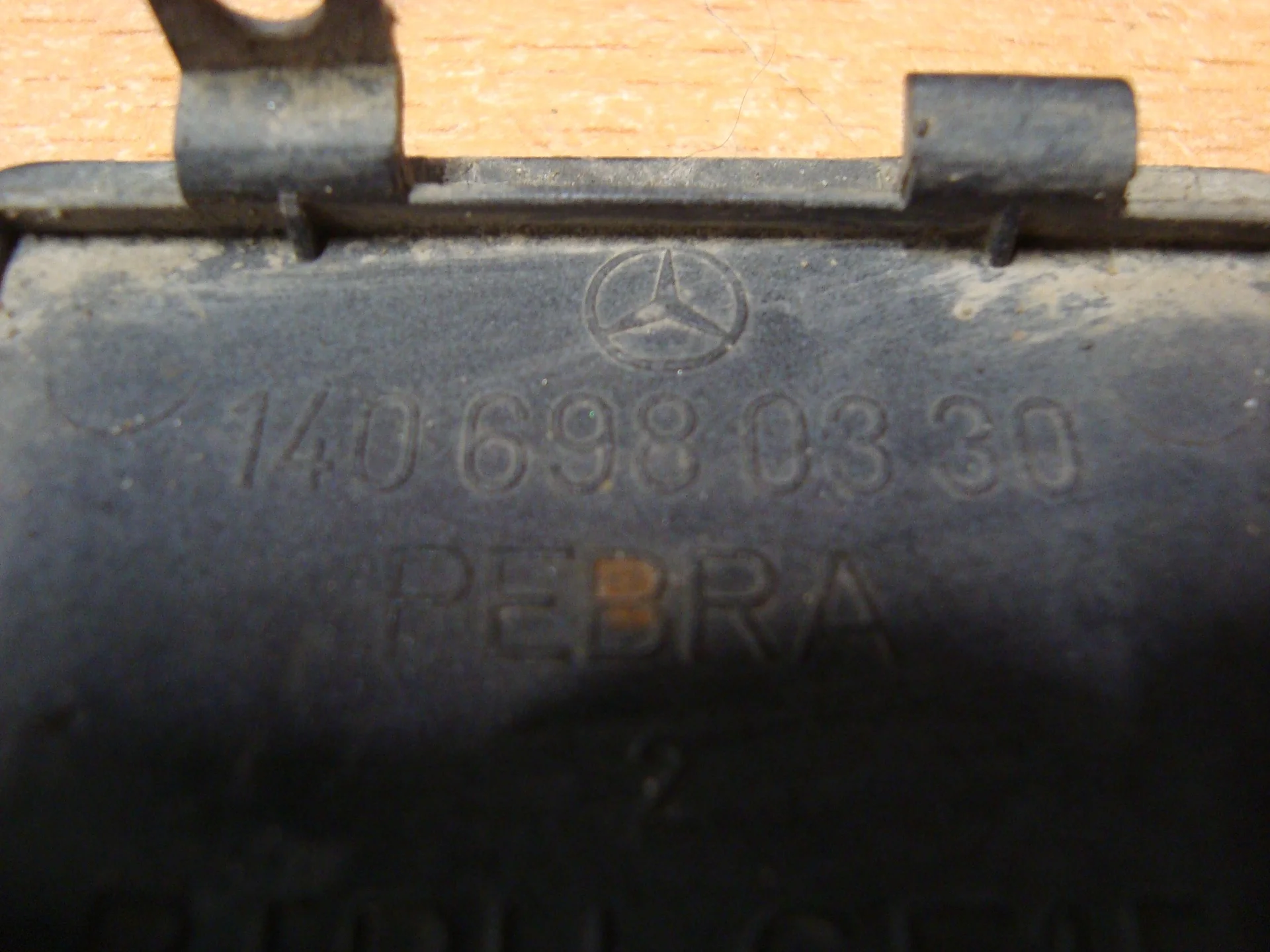 Заглушка порога Mercedes-Benz W140  A1406980330 - миниатюра 3