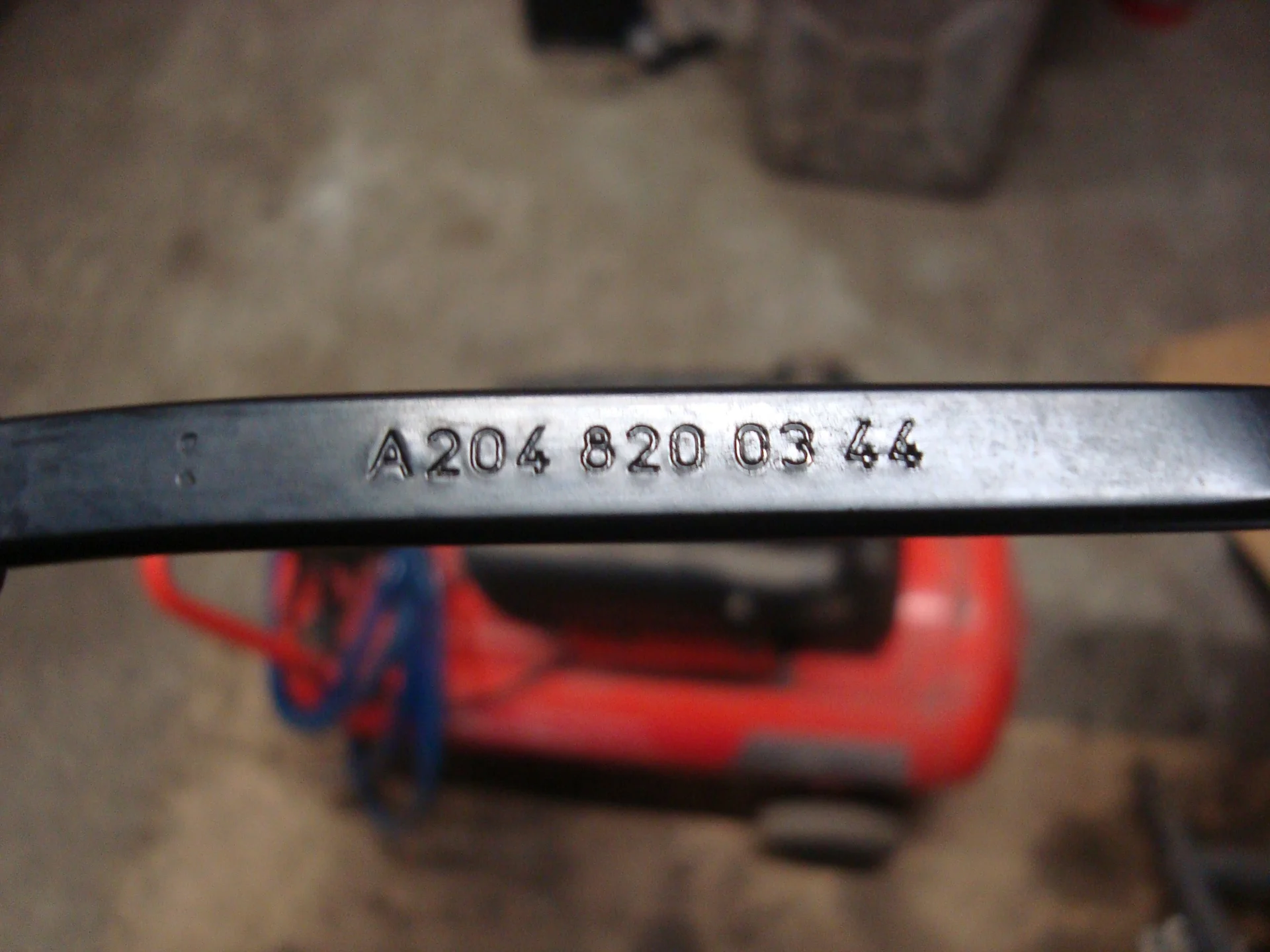 Поводок стеклоочистителя передний правый Mercedes-Benz W204 271 A2048200344 - миниатюра 3