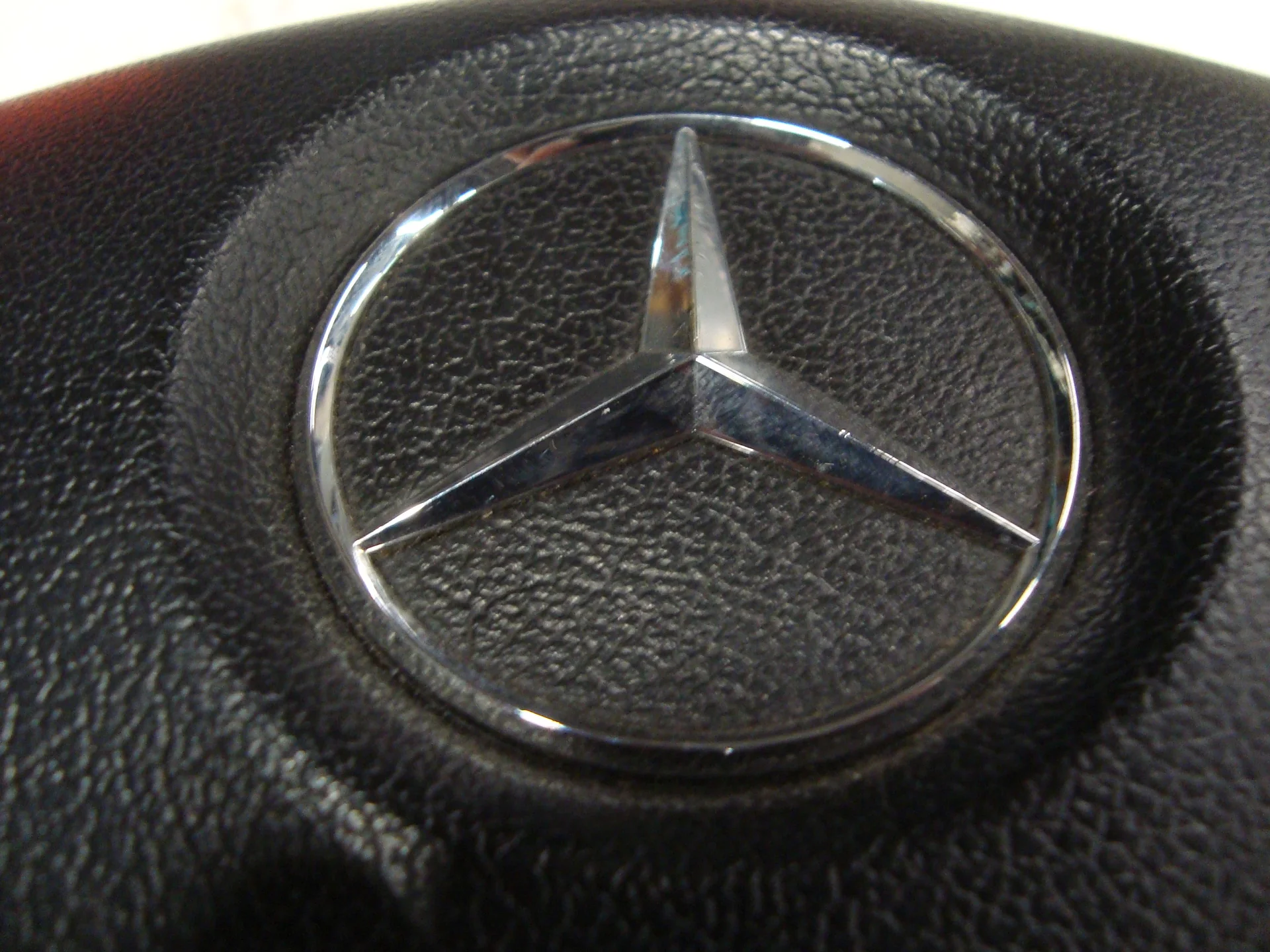 Подушка безопасности в руль Mercedes-Benz W204 271 A0008605702 - миниатюра 3