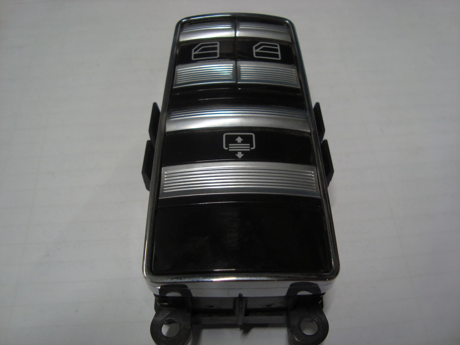 Блок управления стеклоподъемниками Mercedes-Benz W221 273 A2218214651 - миниатюра 4