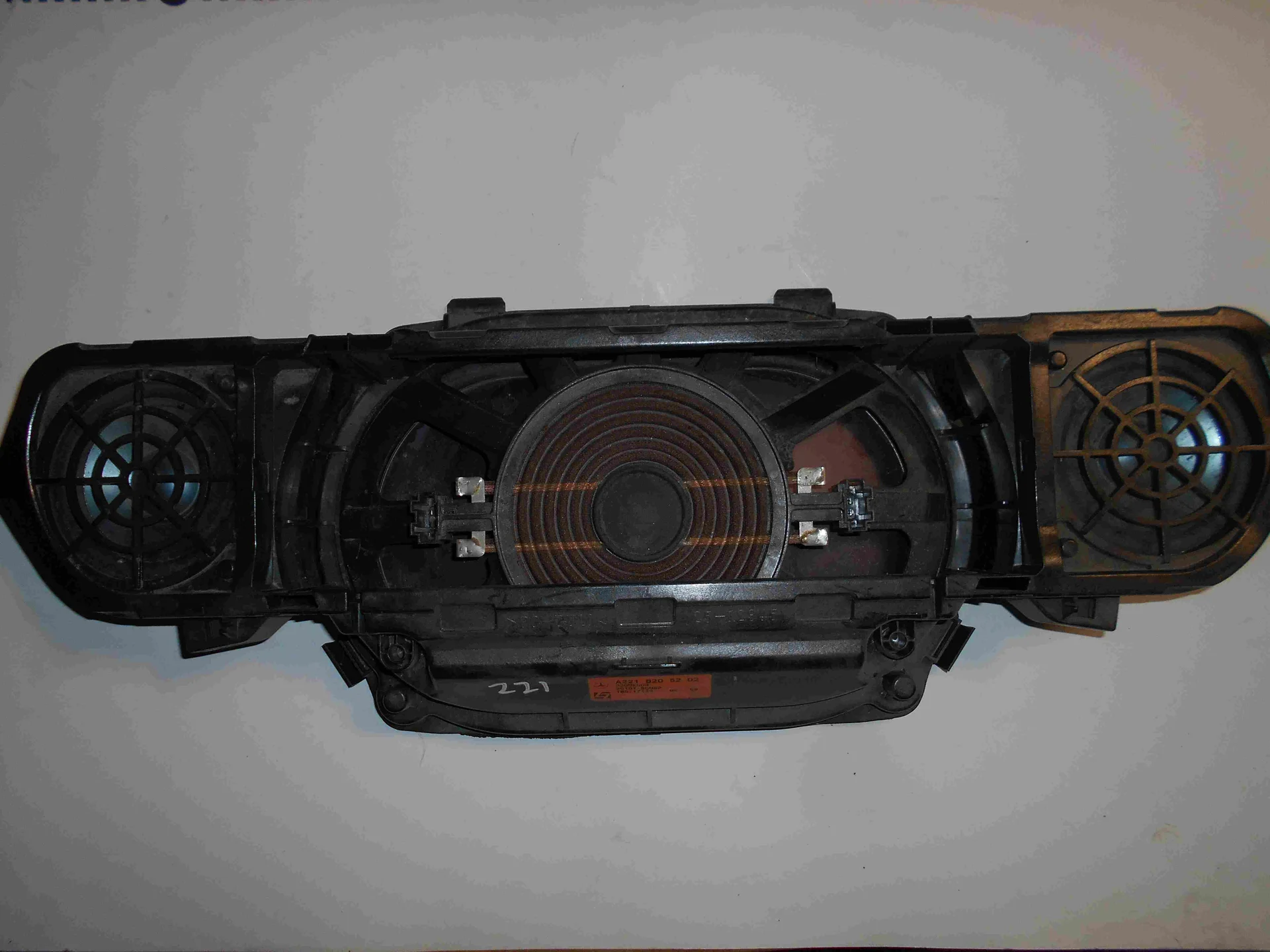 Сабвуфер Mercedes-Benz W221  A2218205202 - миниатюра 2