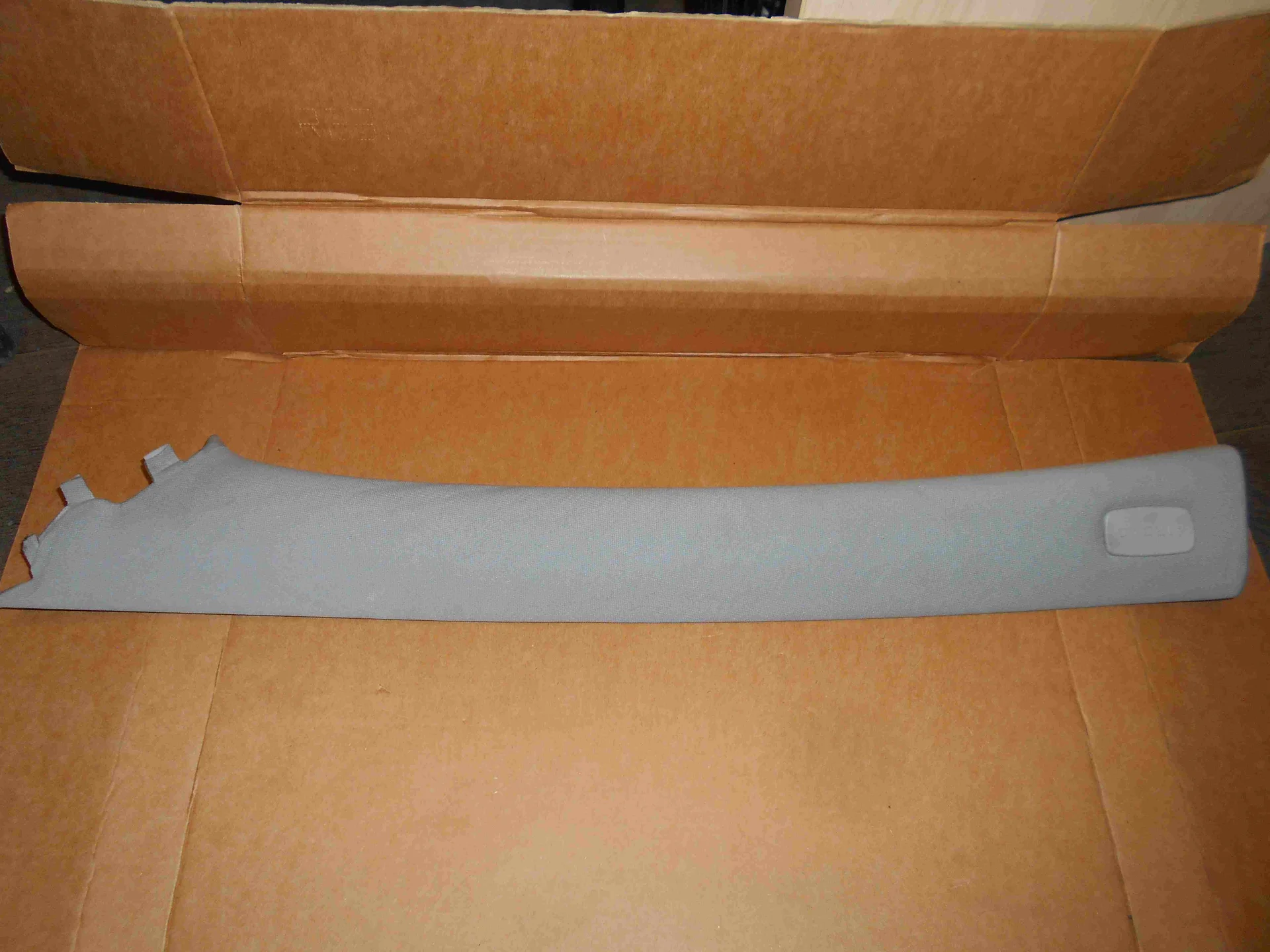 Обшивка стойки передняя левая Mercedes-Benz W221 A2216901325 - миниатюра 4
