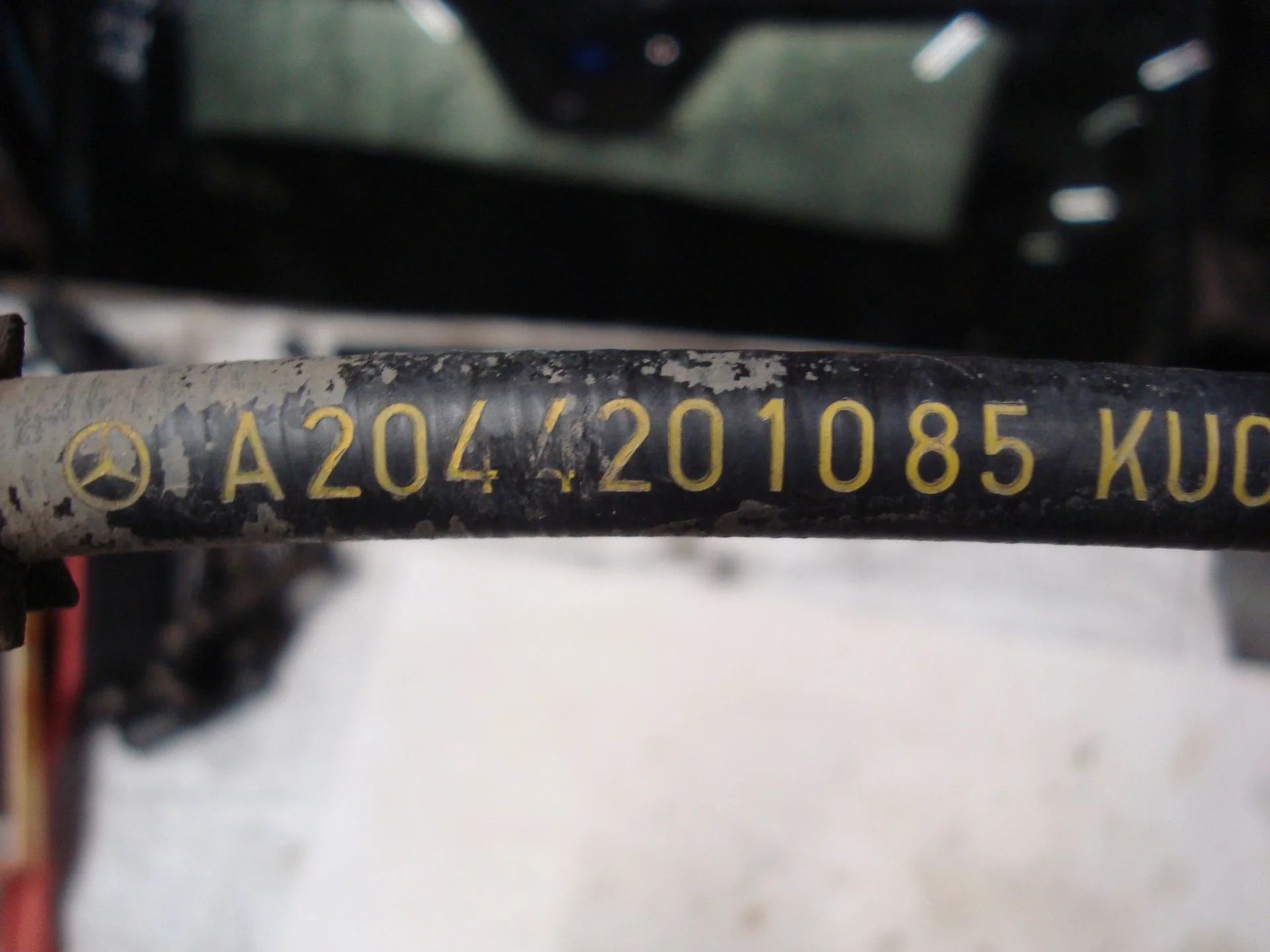 Трос стояночного тормоза Mercedes-Benz W204 271 A2044201085 - миниатюра 2