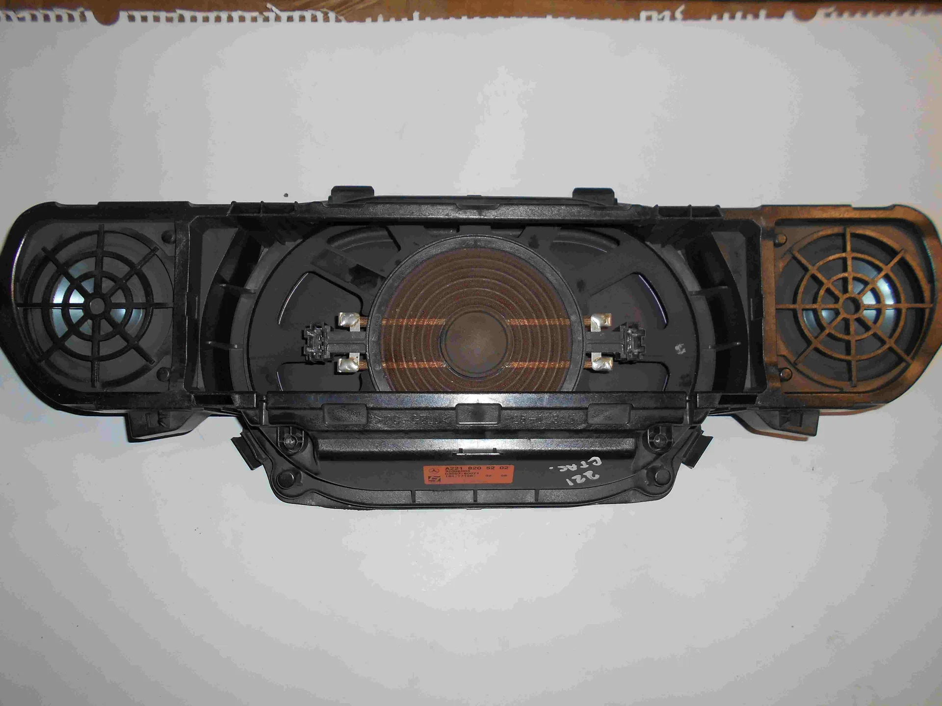 Сабвуфер Mercedes-Benz W221 A2218205202 - миниатюра 2