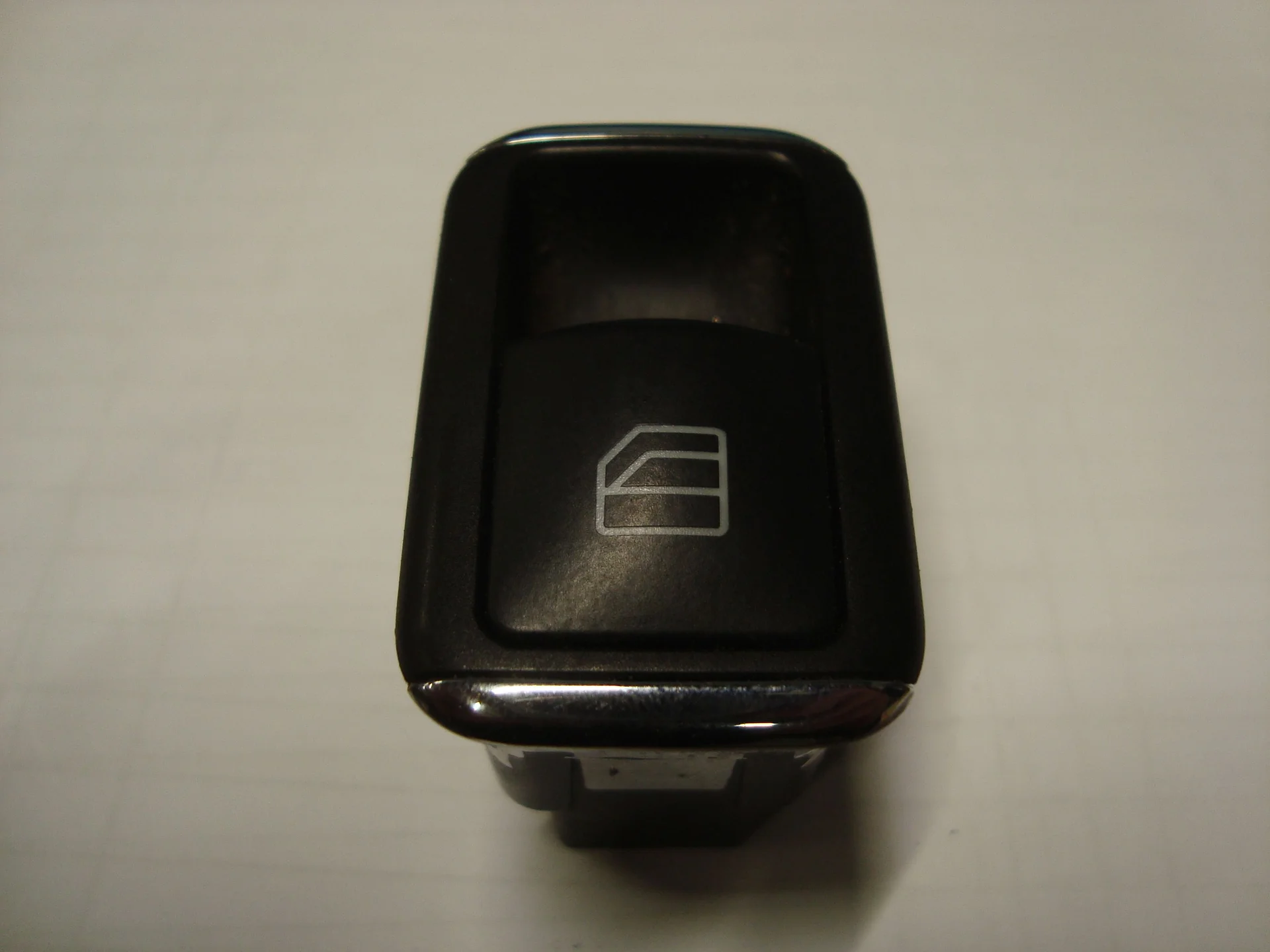 Кнопка стеклоподъёмника Mercedes-Benz W204 271 A2048707358 - миниатюра 3