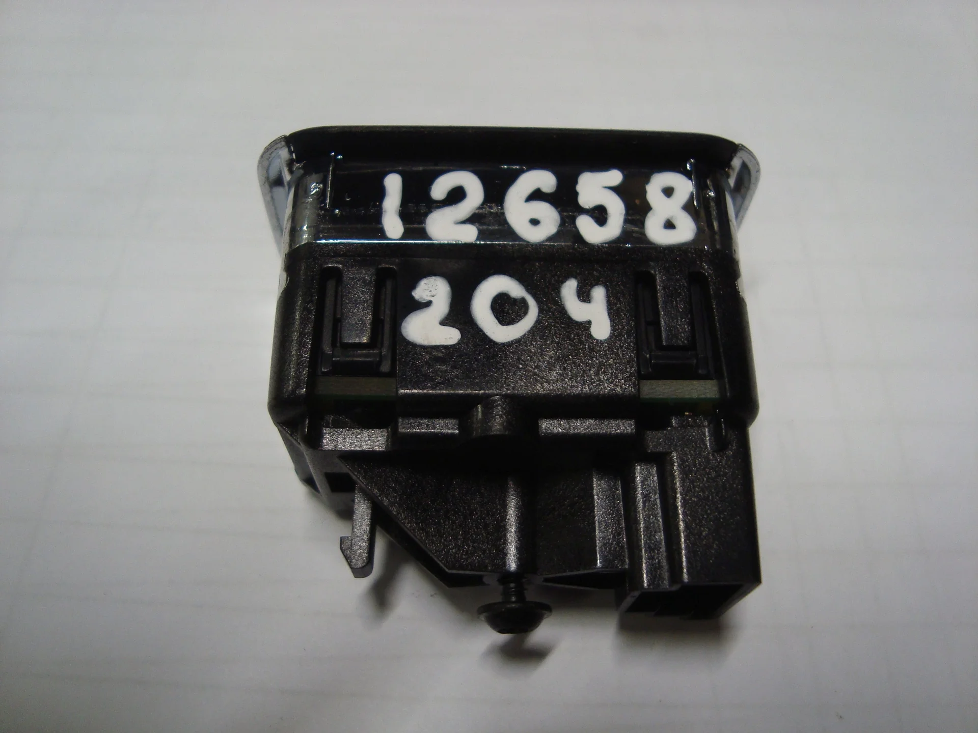Кнопка стеклоподъёмника Mercedes-Benz W204 271 A2048707358 - миниатюра 4