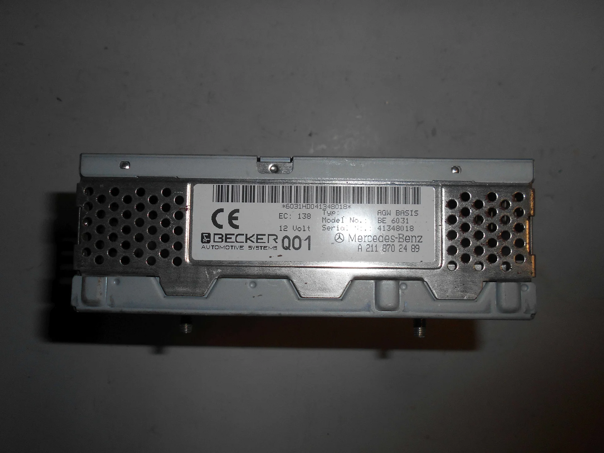 Усилитель аудио Mercedes-Benz C219 A2118702489 - миниатюра 4