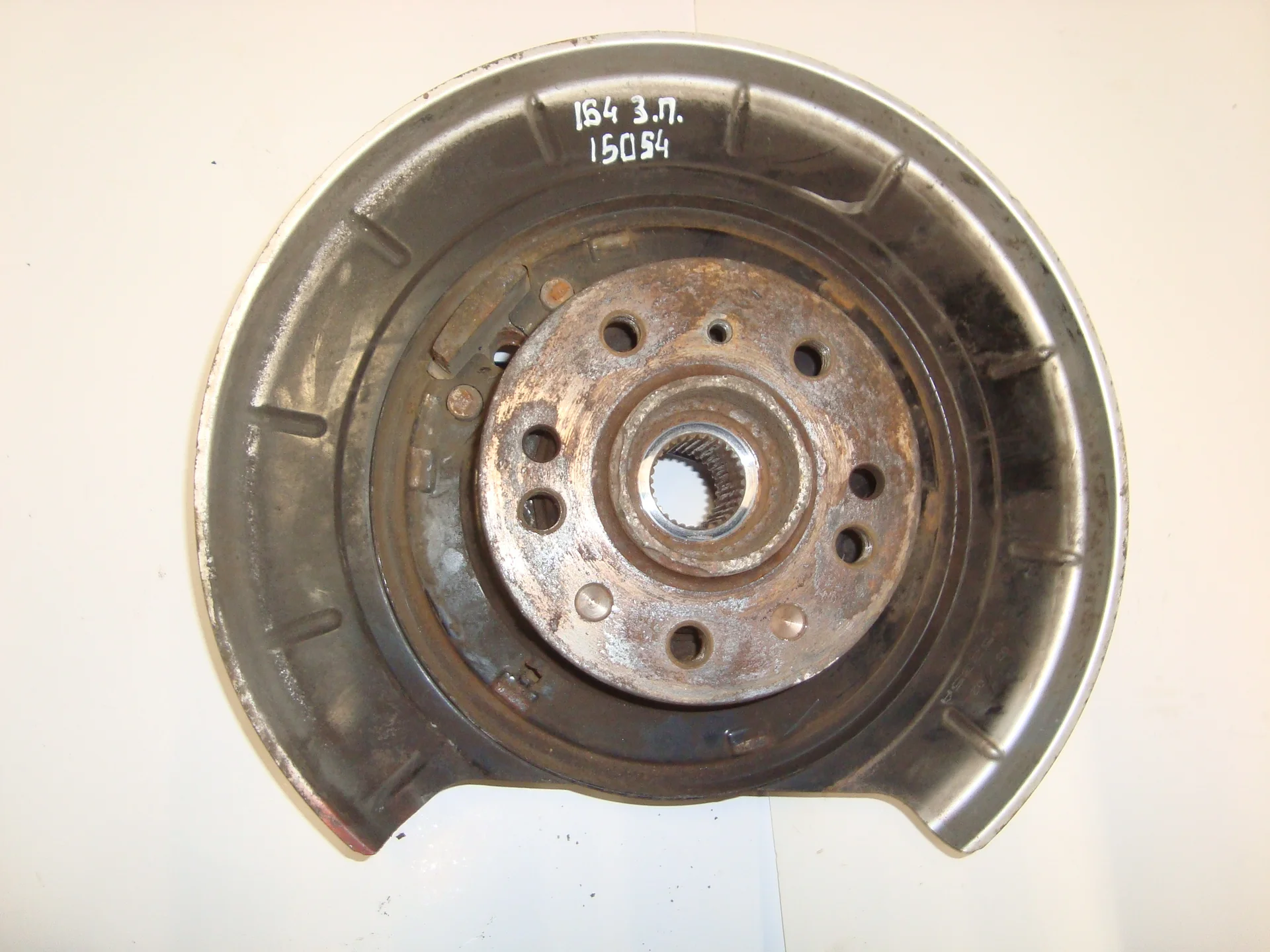 Кулак задний правый Mercedes-Benz W164 642 A1643501408 - изображение 1