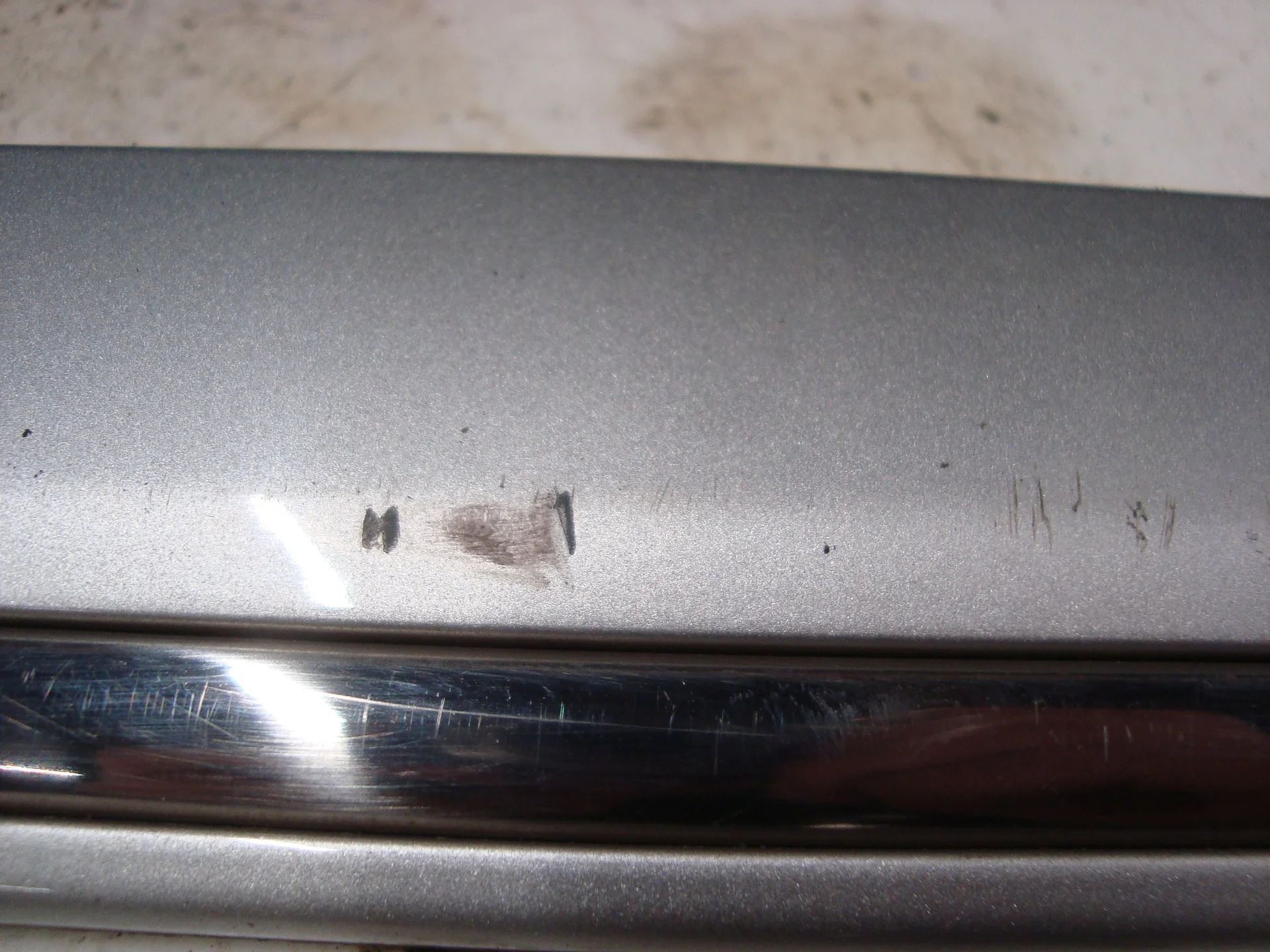 Накладка двери передней левой Mercedes-Benz W203 111 A2036904962 - миниатюра 3