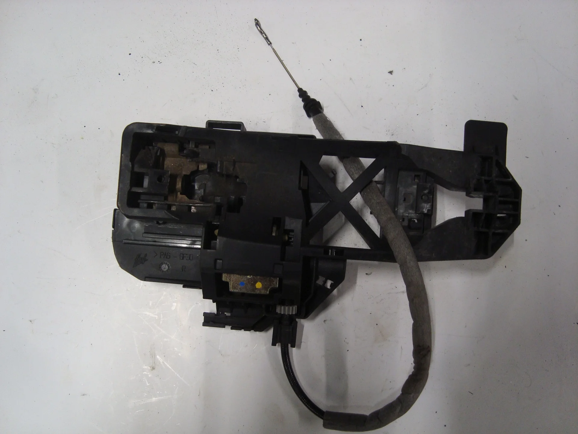 Замок двери передней правой Mercedes-Benz W221 A2217601234 - изображение 1