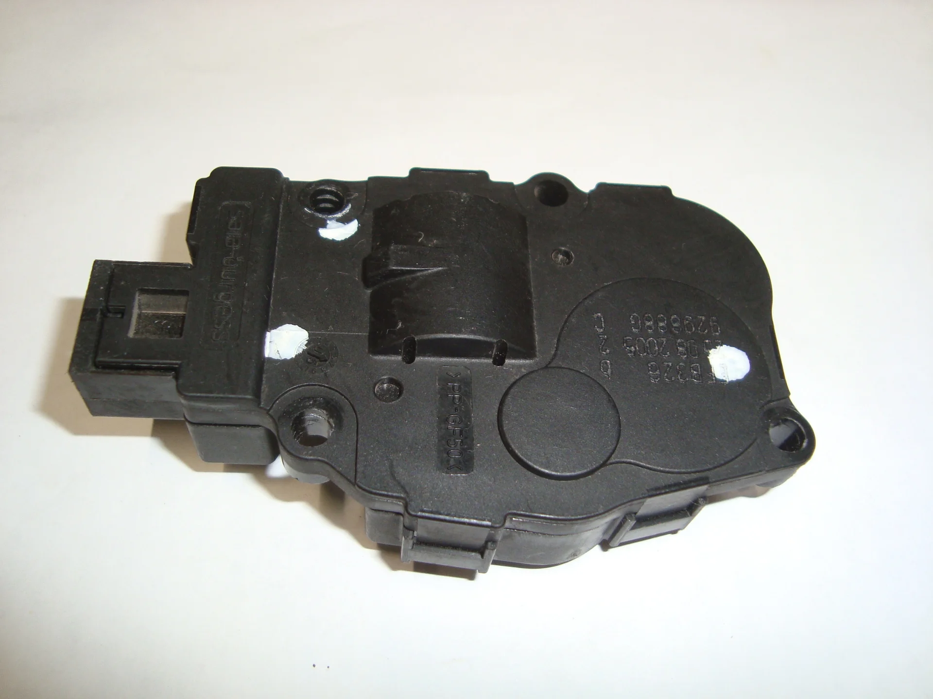 Моторчик заслонки печки Mercedes-Benz W164 642 A1669060008 - миниатюра 2