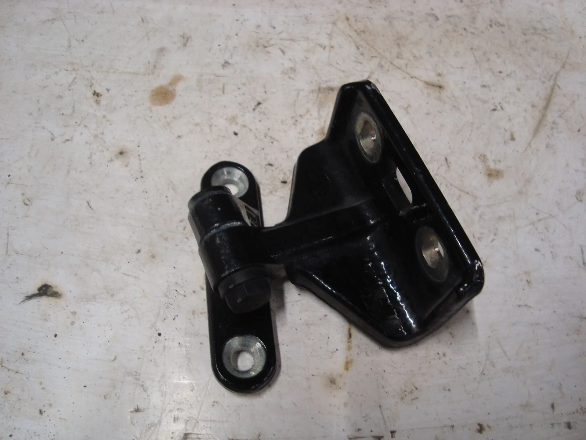 Петля двери задняя правая верхняя Mercedes-Benz C219  A2197300837 - миниатюра 2