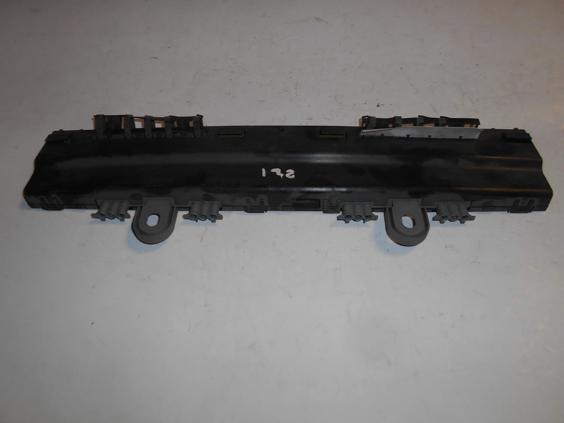 Антенный усилитель Mercedes-Benz W221 A2218208189 - миниатюра 2